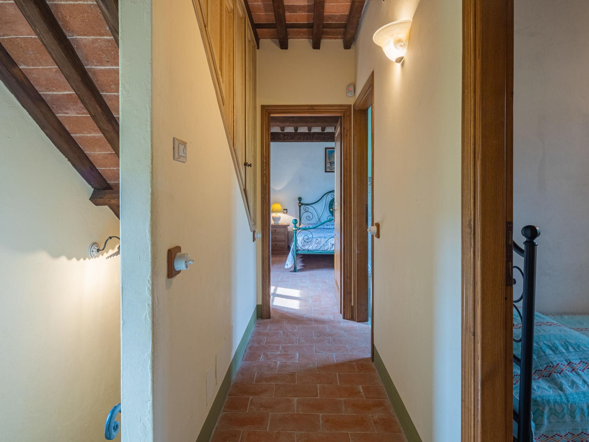 Photo 43 - 6 bedroom House in Camaiore with garden and sea view