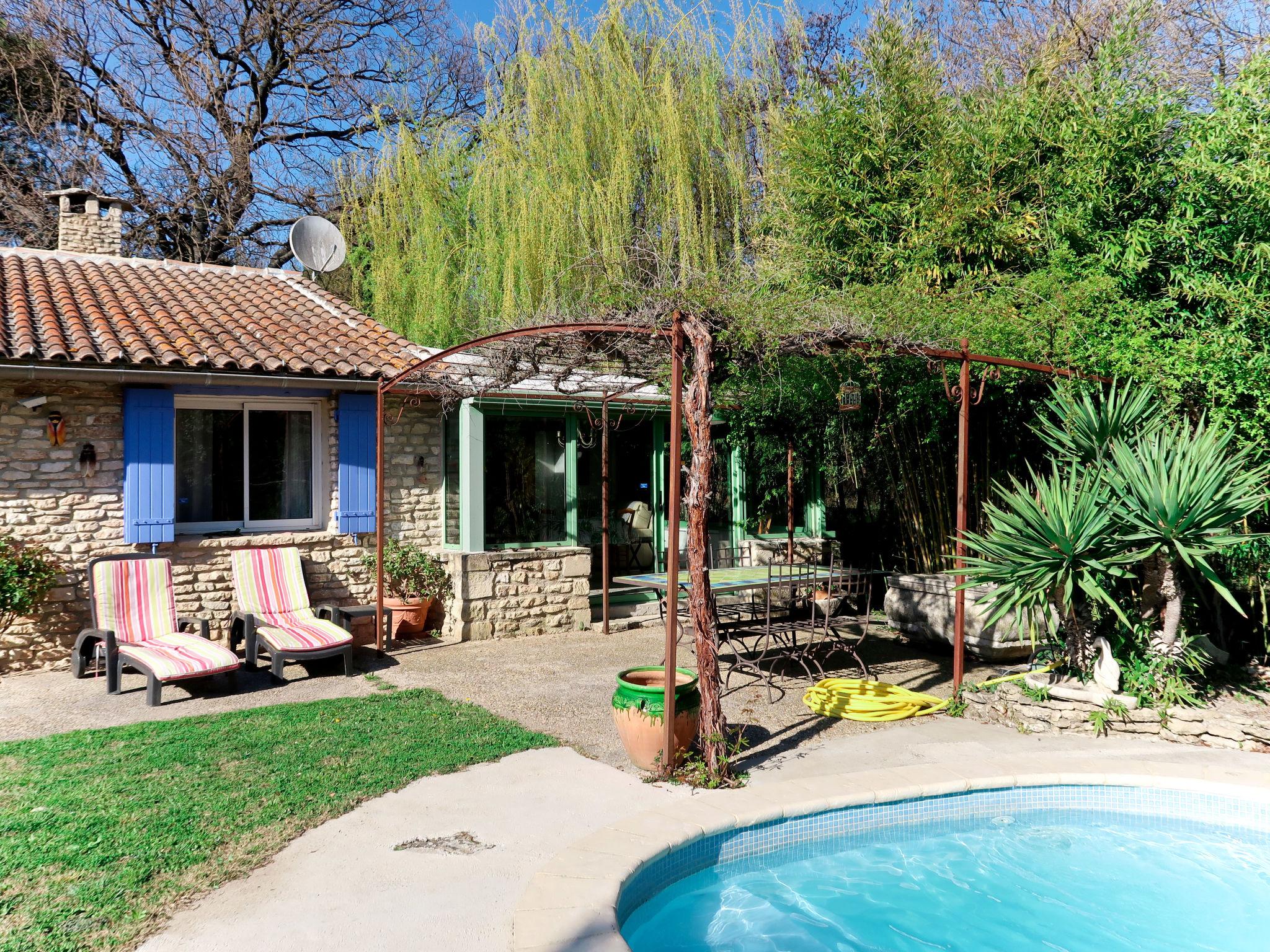 Foto 5 - Haus in L'Isle-sur-la-Sorgue mit privater pool und garten