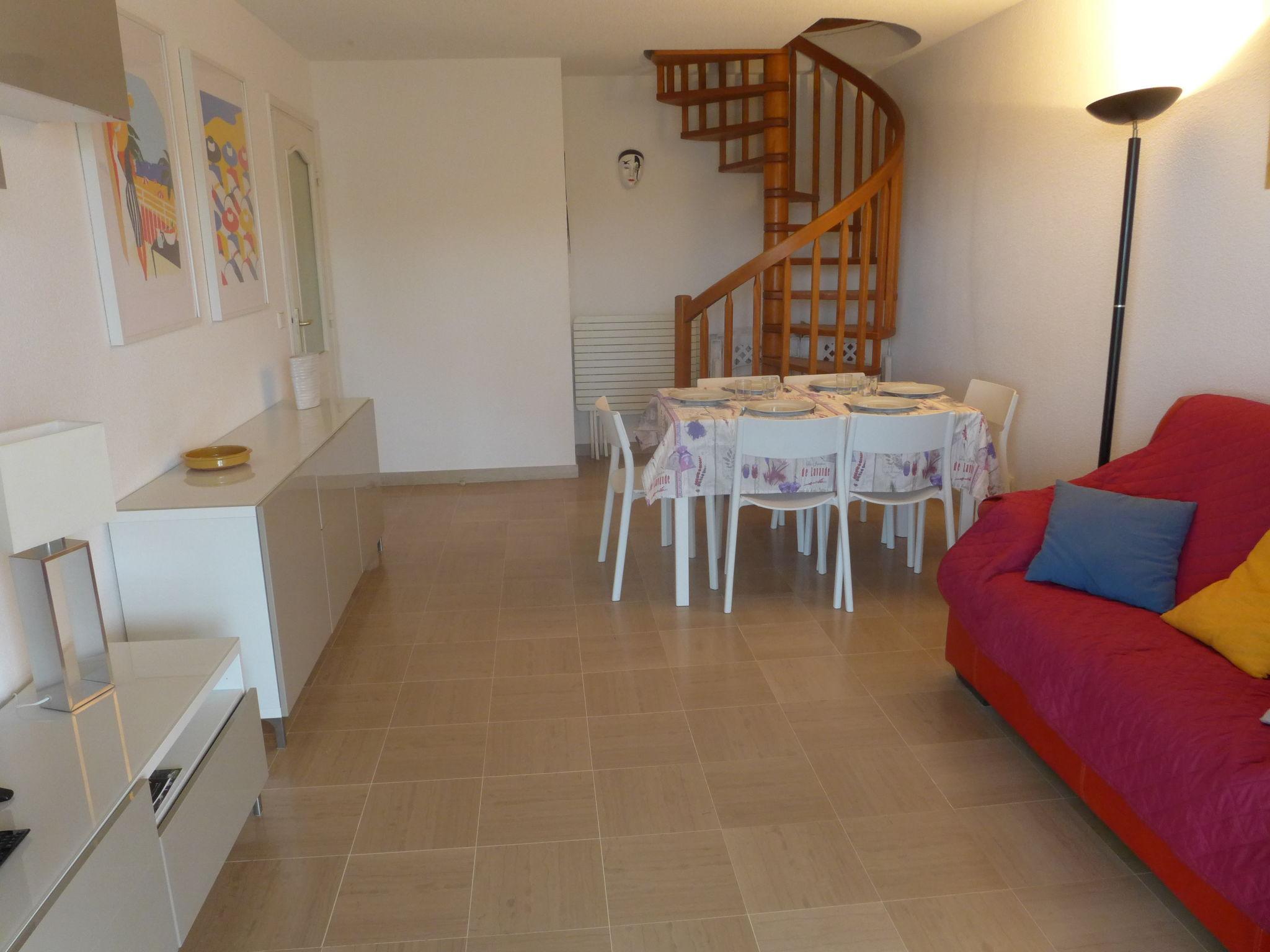 Foto 6 - Apartamento de 2 habitaciones en Fréjus con terraza y vistas al mar