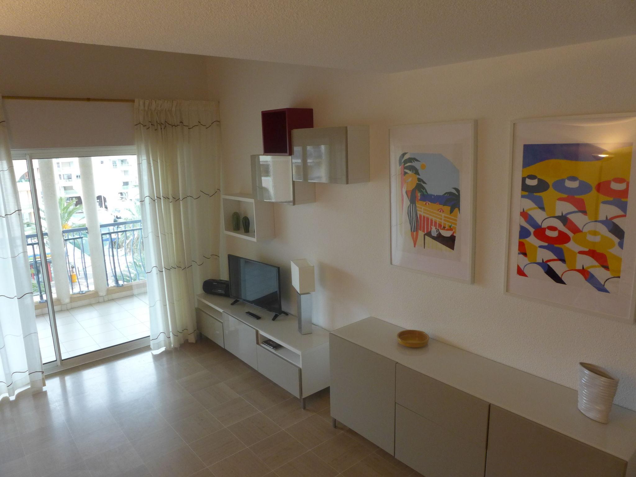 Foto 9 - Apartment mit 2 Schlafzimmern in Fréjus mit terrasse und blick aufs meer