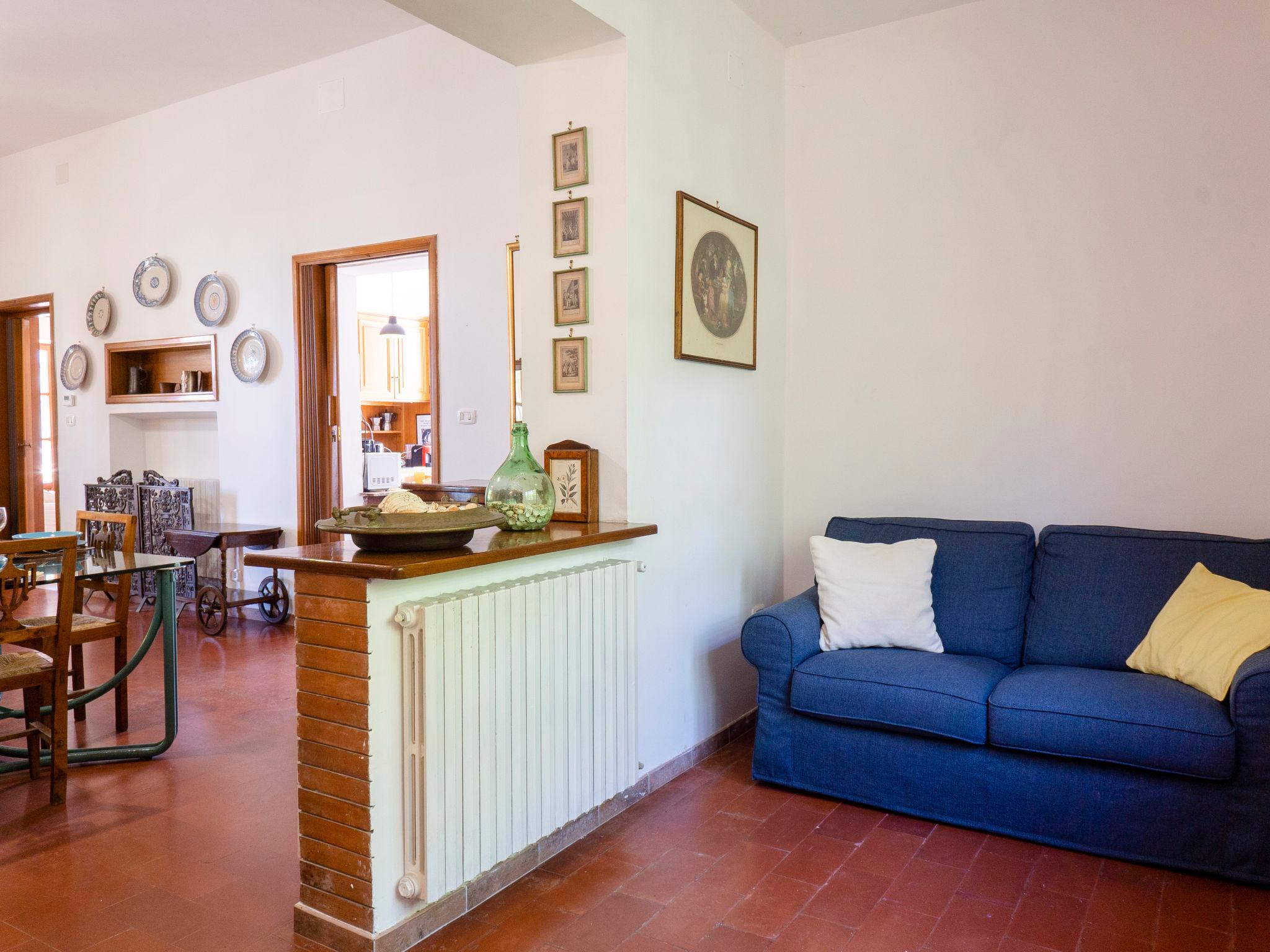 Photo 11 - 4 bedroom House in Formia with garden and terrace