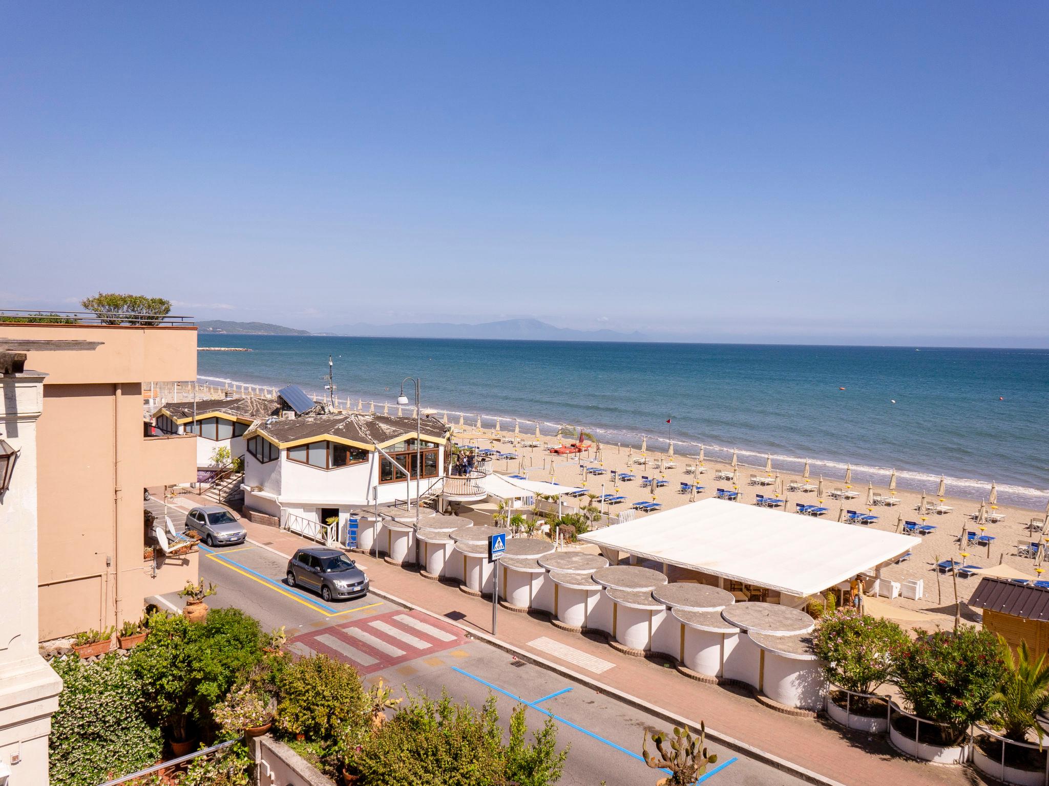 Photo 25 - Maison de 4 chambres à Formia avec jardin et vues à la mer