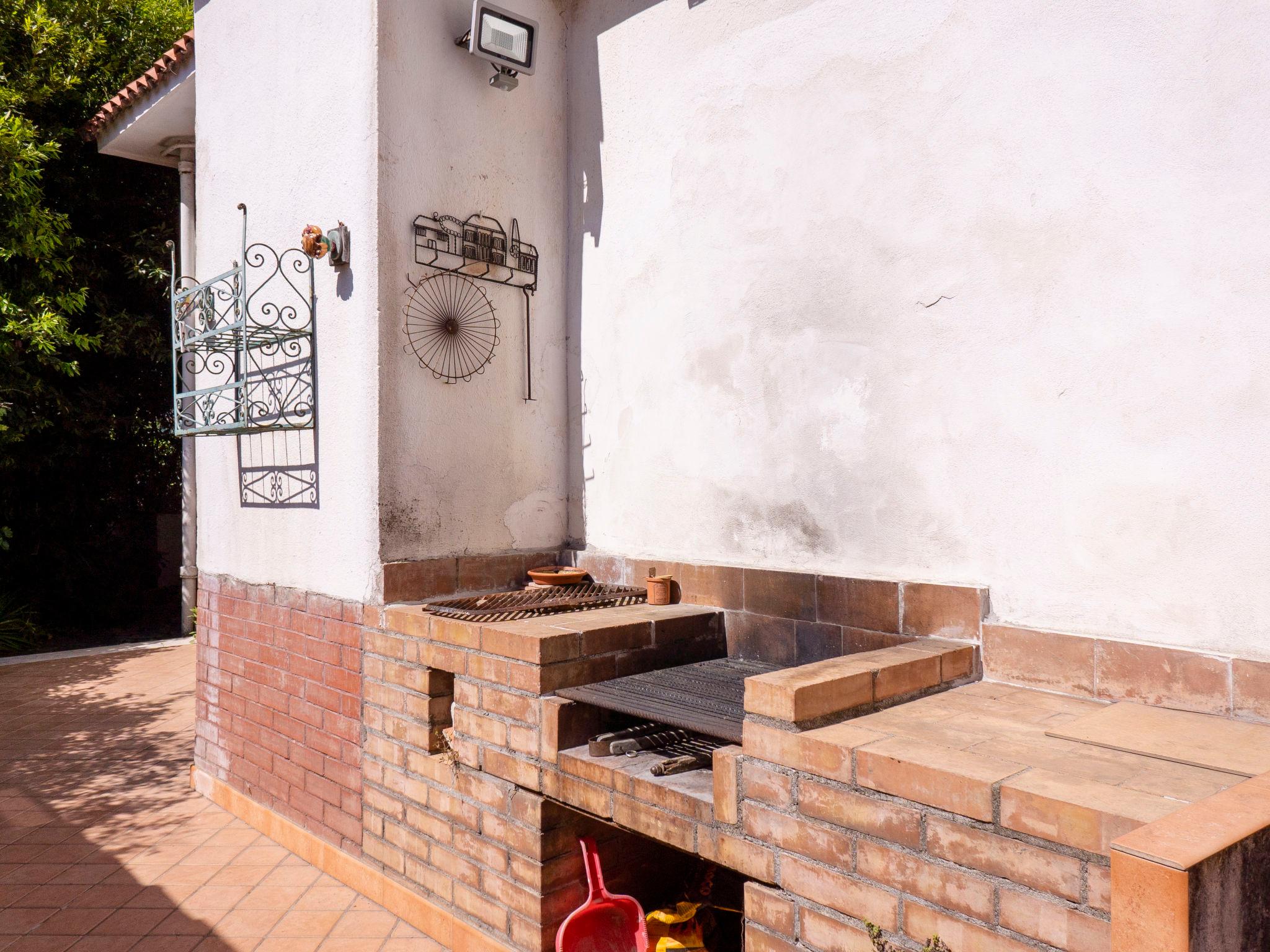 Photo 32 - Maison de 4 chambres à Formia avec jardin et terrasse