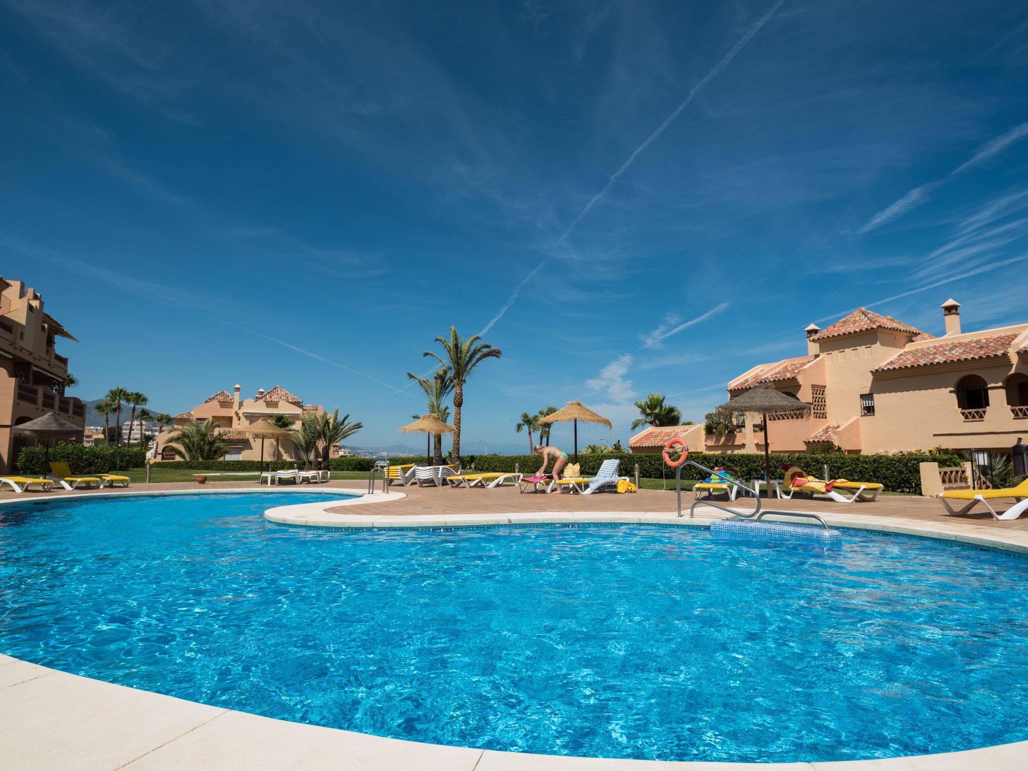 Photo 1 - Appartement de 2 chambres à Mijas avec piscine et vues à la mer