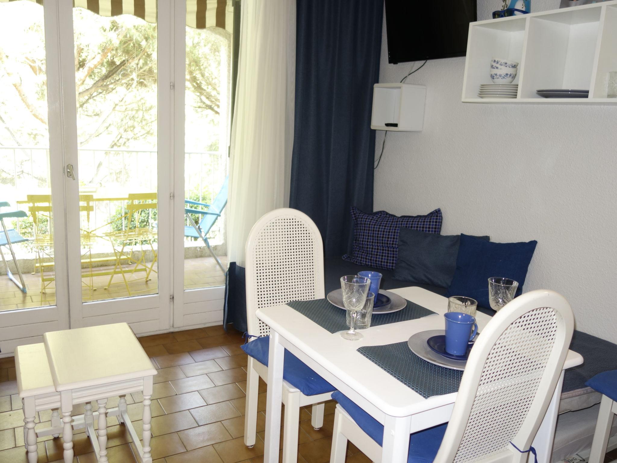 Foto 7 - Apartment in Saint-Cyr-sur-Mer mit terrasse und blick aufs meer