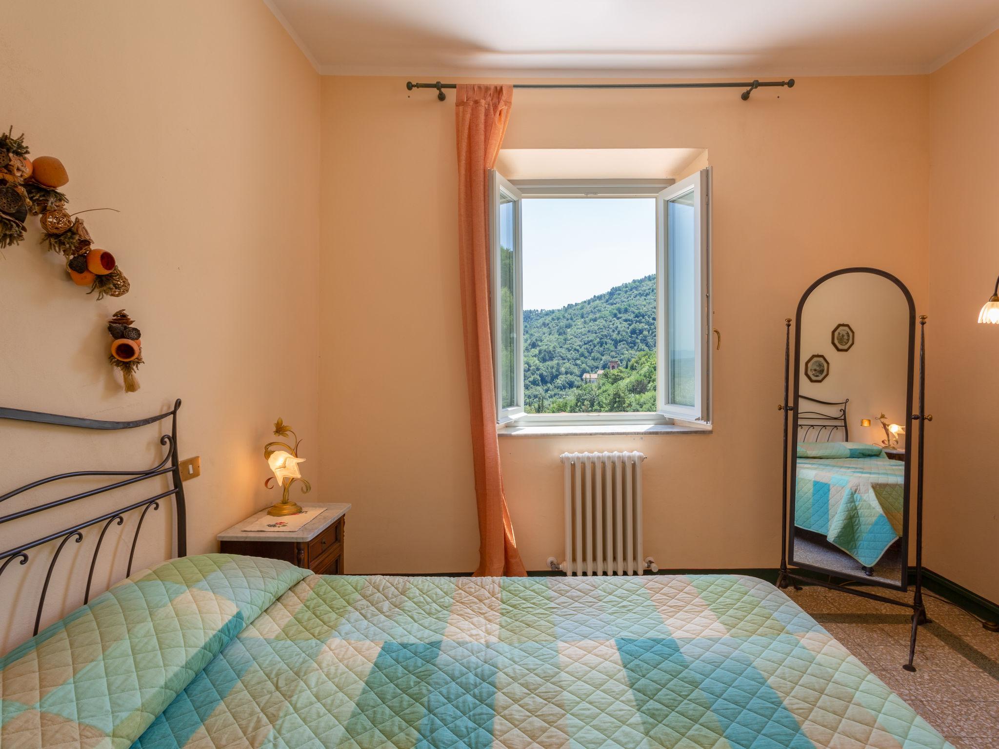 Foto 9 - Casa con 4 camere da letto a Lucca con piscina e giardino
