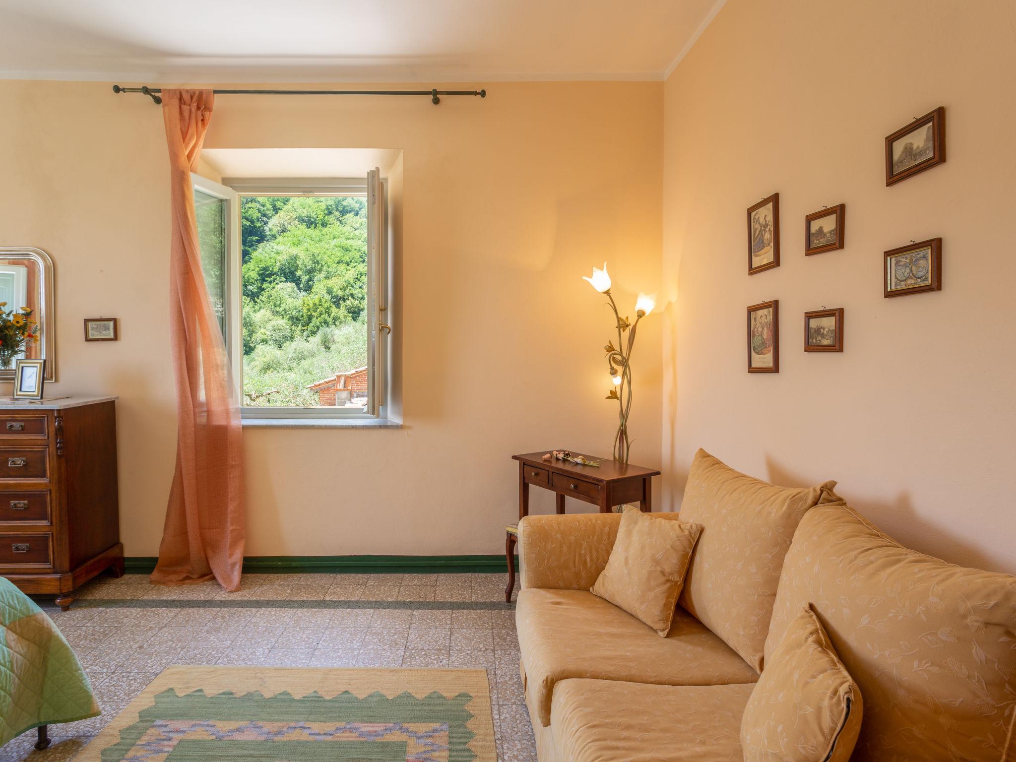 Foto 10 - Casa con 4 camere da letto a Lucca con piscina e giardino