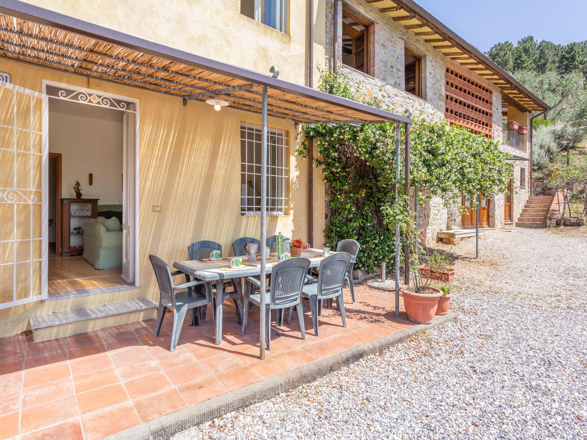 Foto 2 - Casa con 4 camere da letto a Lucca con piscina e giardino