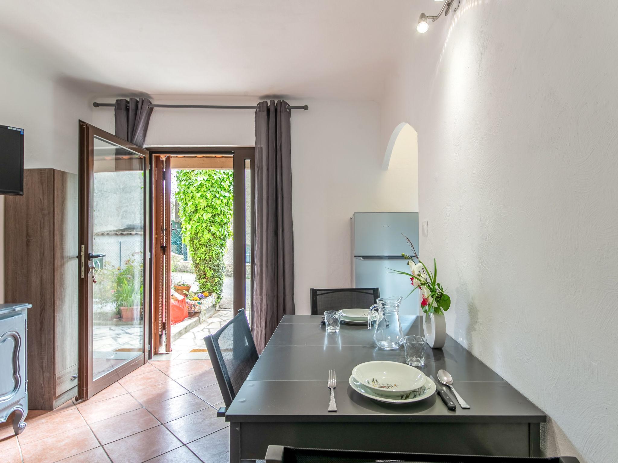 Foto 4 - Apartamento de 1 quarto em Cagnes-sur-Mer com jardim e terraço