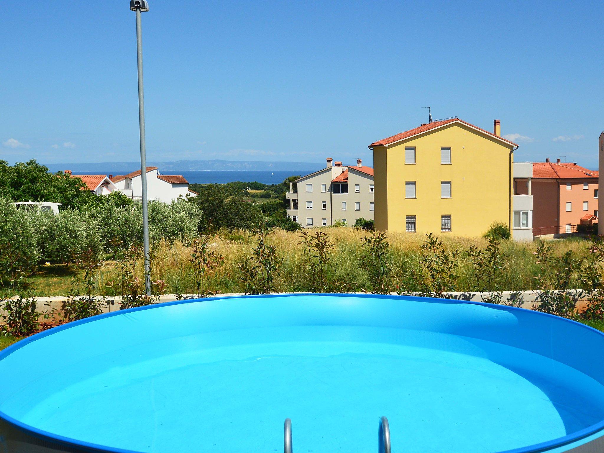 Foto 12 - Apartamento de 2 quartos em Ližnjan com piscina privada e jardim