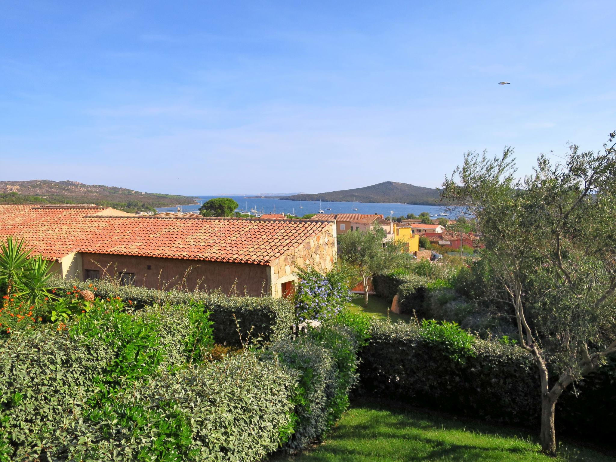Foto 6 - Apartamento de 2 habitaciones en Santa Teresa Gallura con piscina y vistas al mar