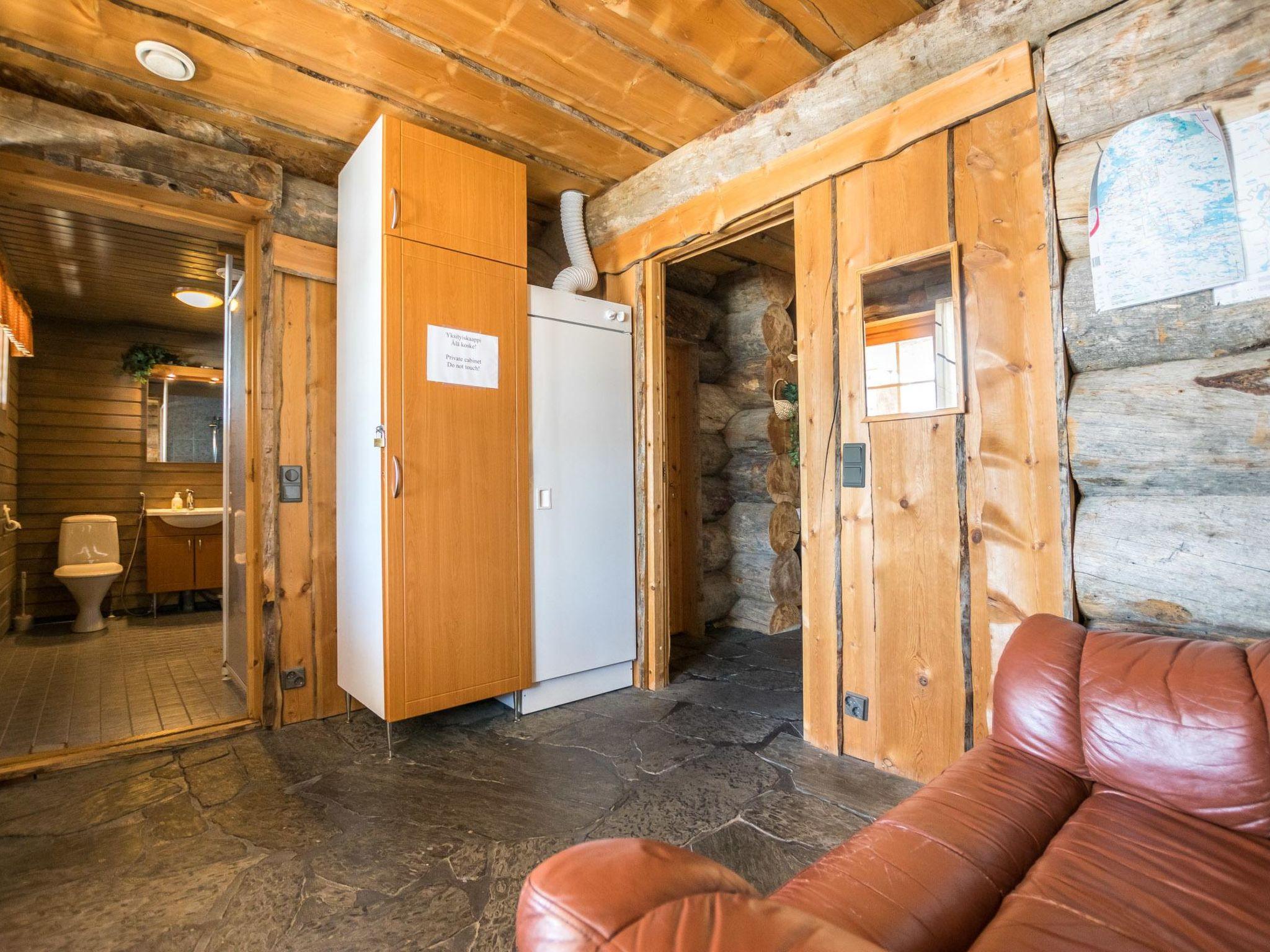 Foto 16 - Casa de 5 habitaciones en Kuusamo con sauna y vistas a la montaña