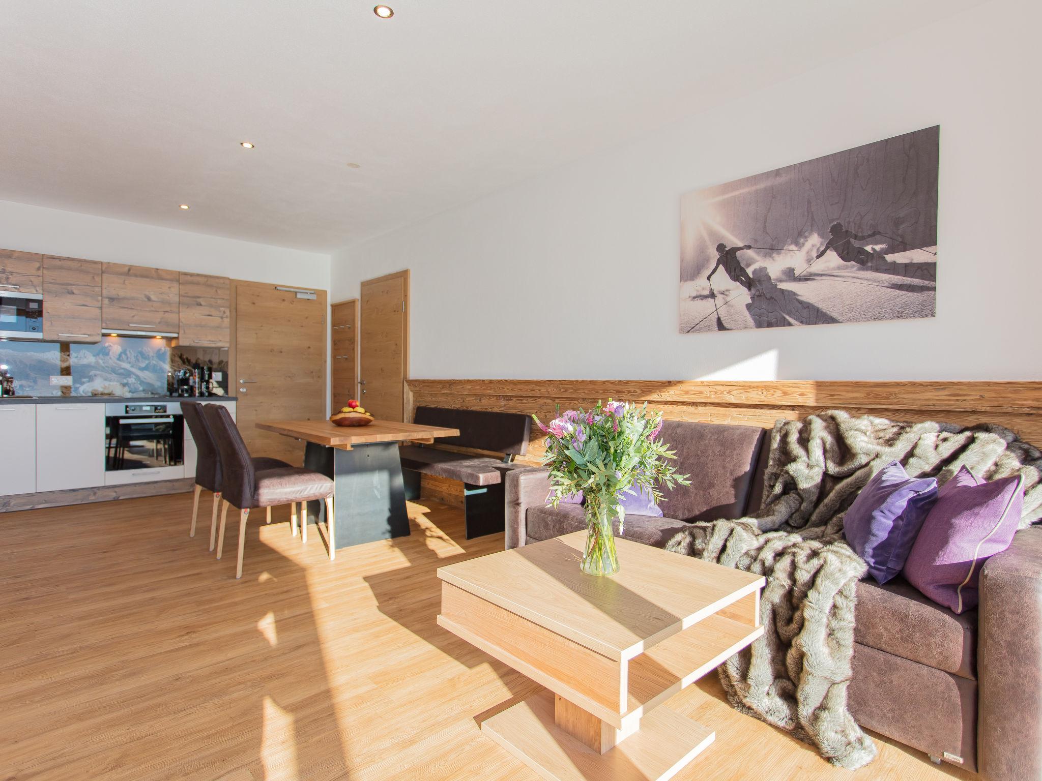 Foto 8 - Apartamento de 1 habitación en Zell am See con jardín