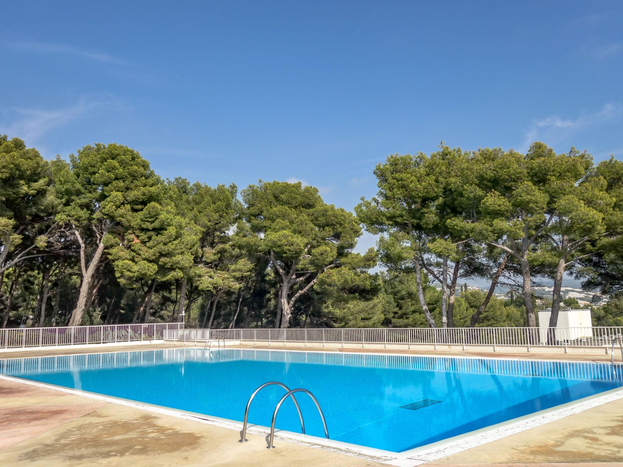 Foto 1 - Appartamento con 1 camera da letto a Bandol con piscina e giardino