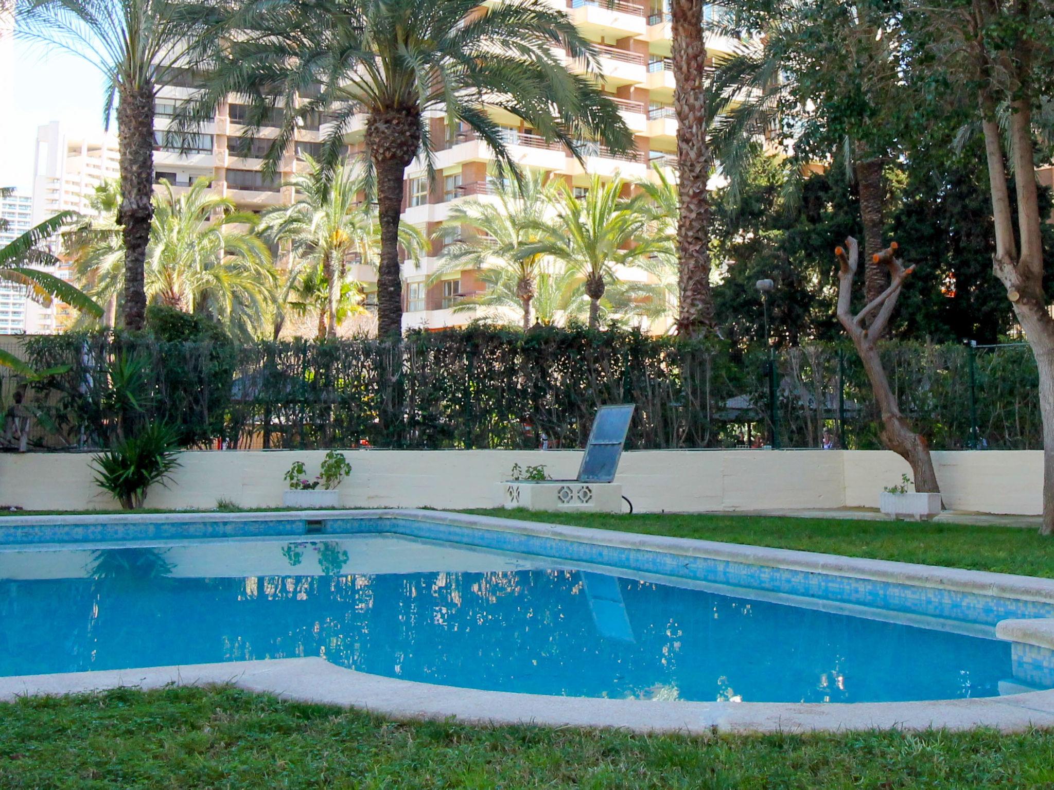 Foto 5 - Apartamento de 1 quarto em Benidorm com piscina e vistas do mar