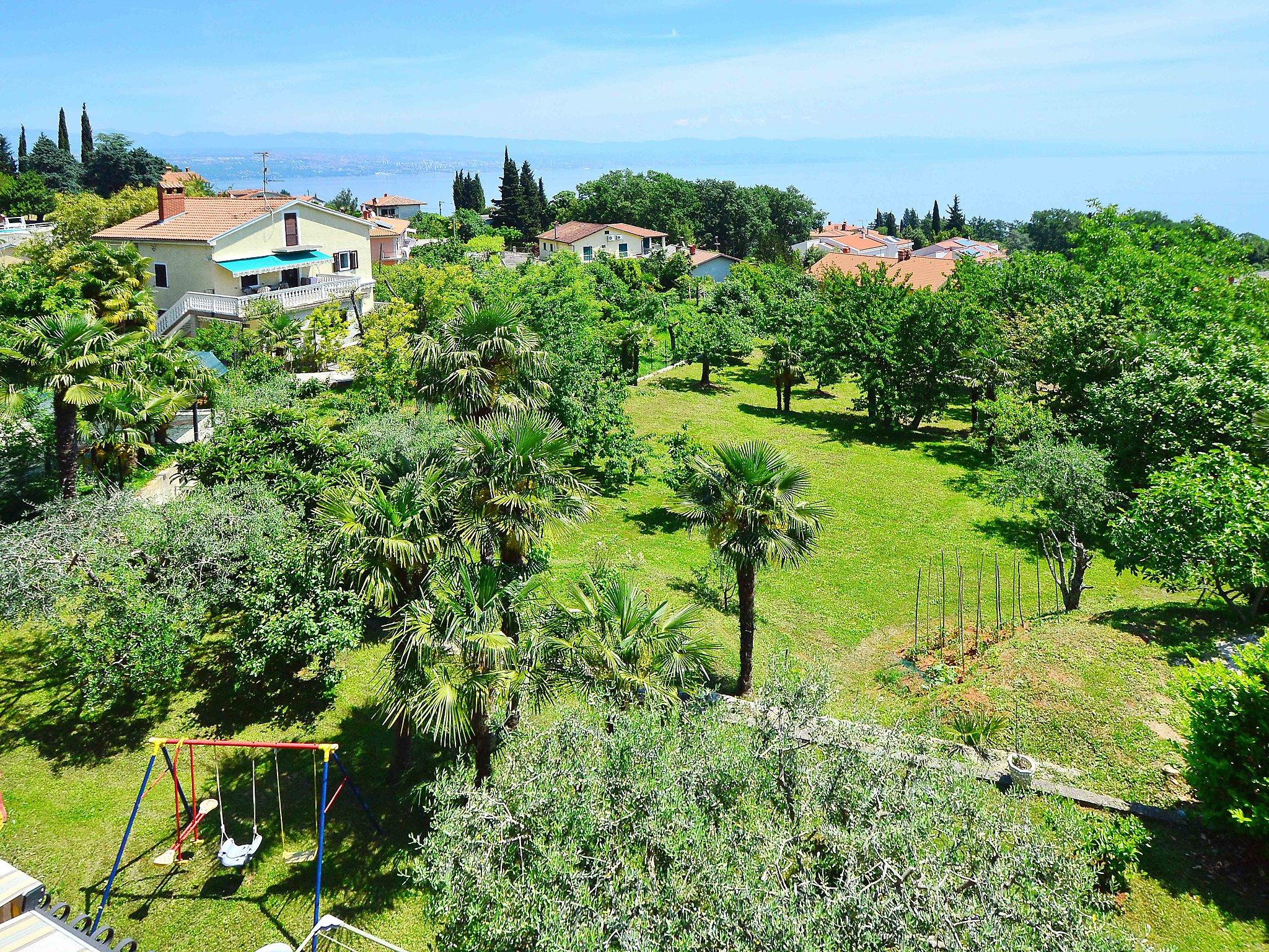 Foto 17 - Apartamento de 1 habitación en Opatija con vistas al mar