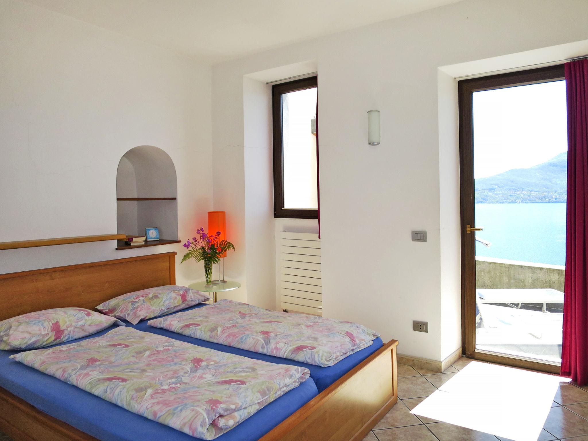 Foto 8 - Appartamento con 2 camere da letto a Cannero Riviera con terrazza e vista sulle montagne