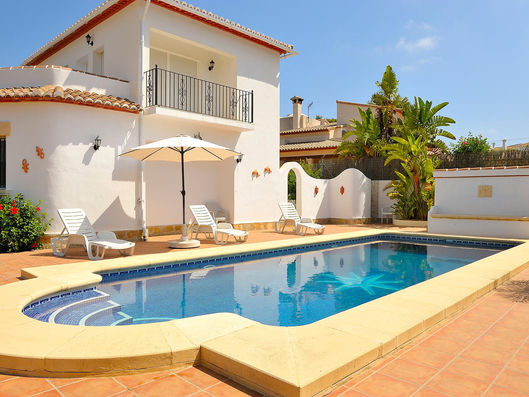 Foto 1 - Casa de 3 quartos em Jávea com piscina privada e vistas do mar