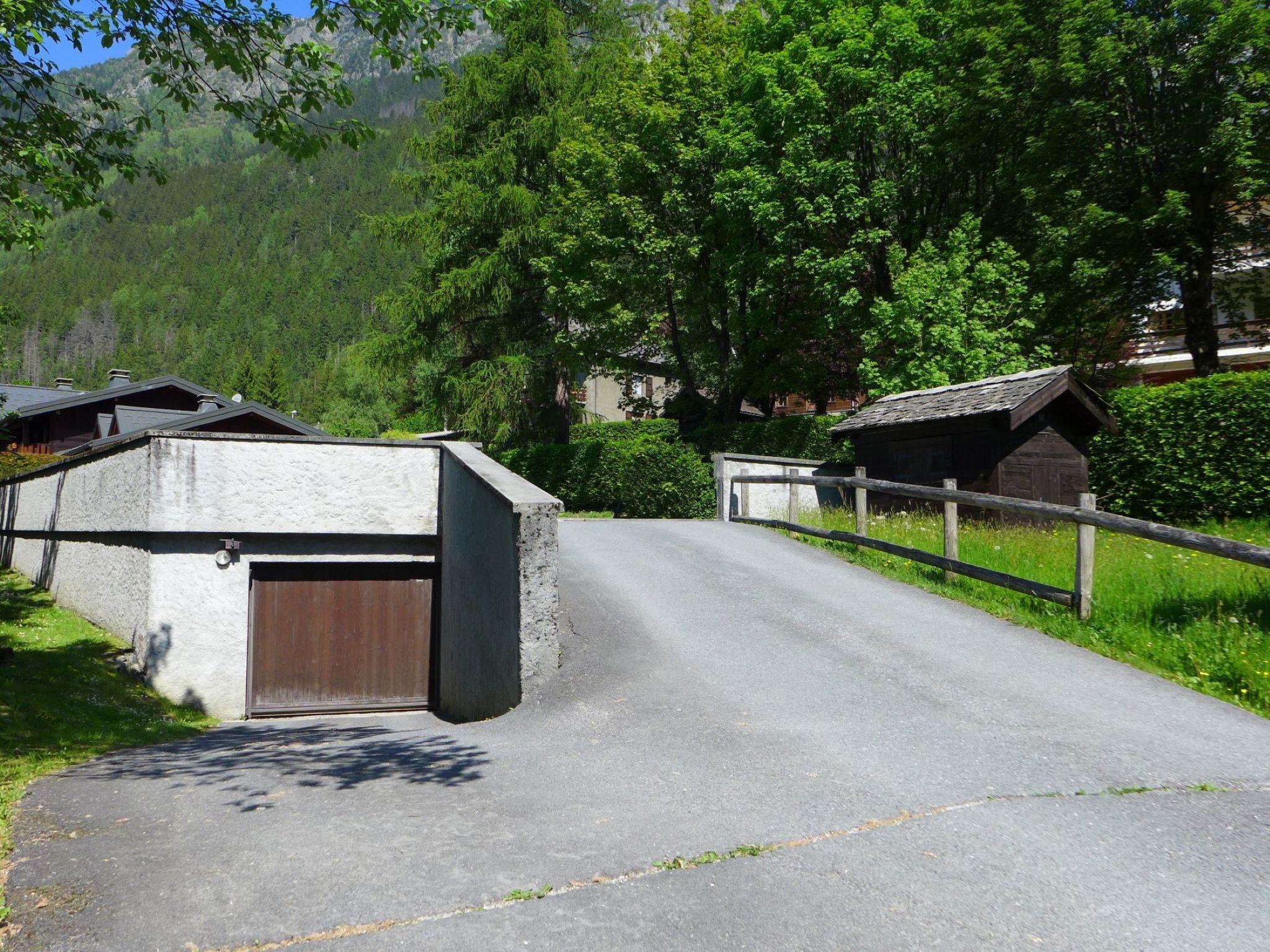 Foto 15 - Appartamento con 1 camera da letto a Chamonix-Mont-Blanc con giardino e terrazza