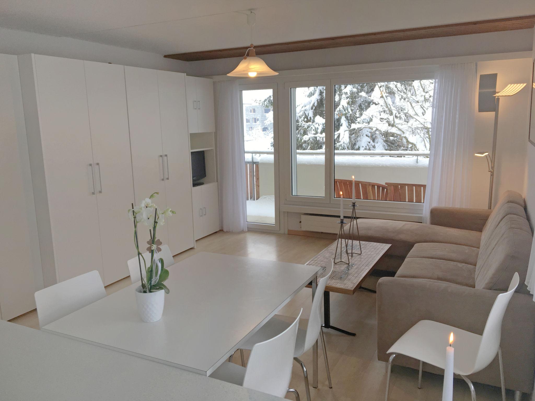 Photo 3 - 1 bedroom Apartment in Laax with mountain view