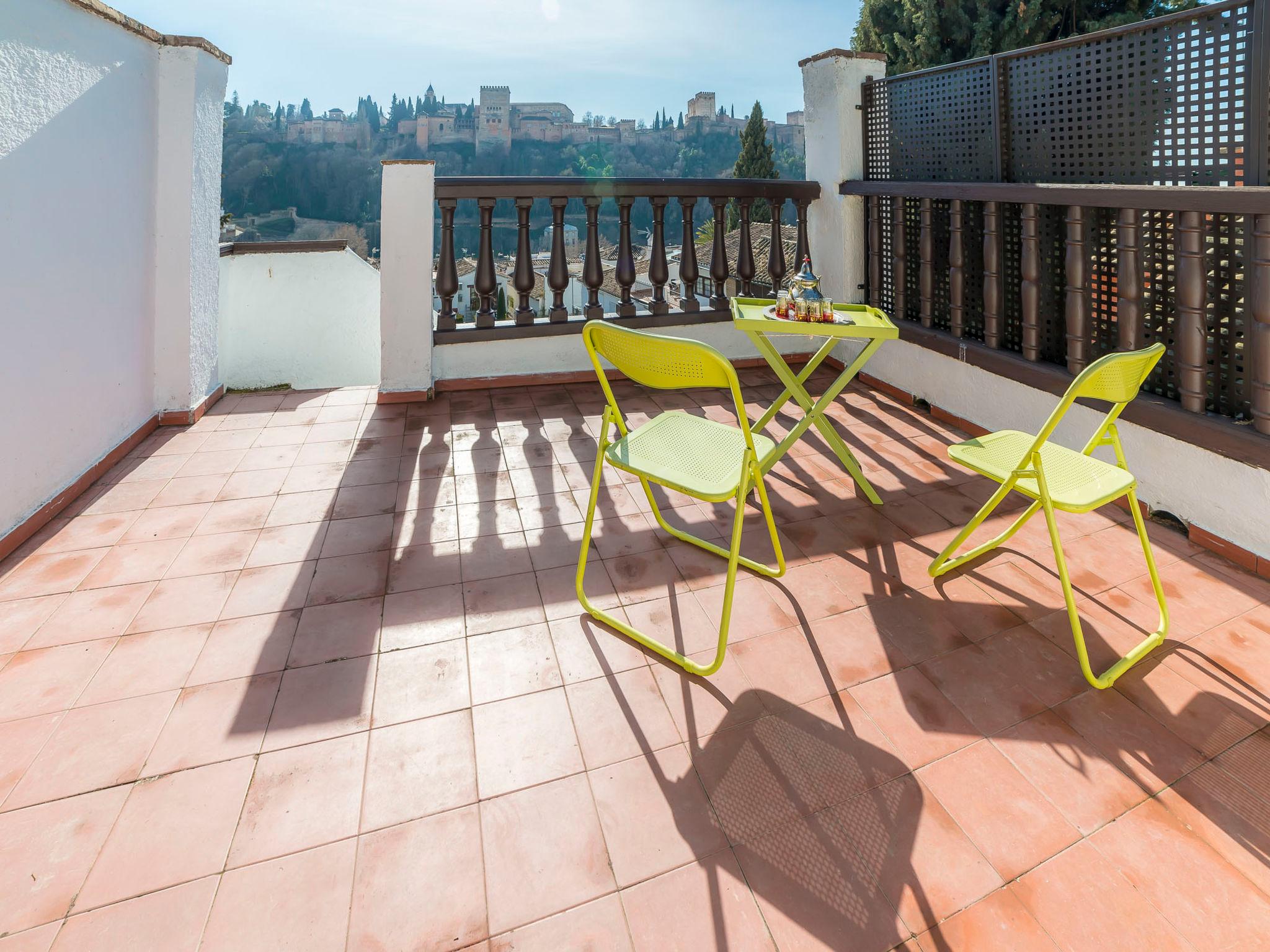 Foto 2 - Casa de 4 quartos em Granada com piscina privada e terraço