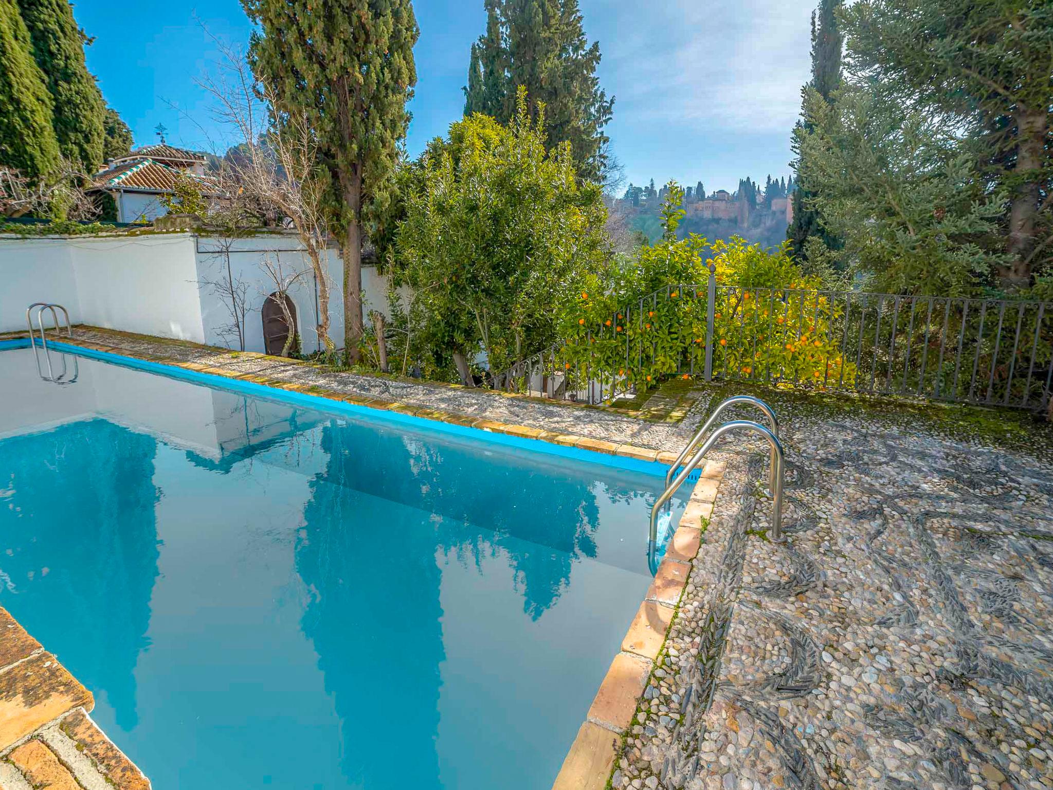 Foto 1 - Casa de 4 habitaciones en Granada con piscina privada y terraza
