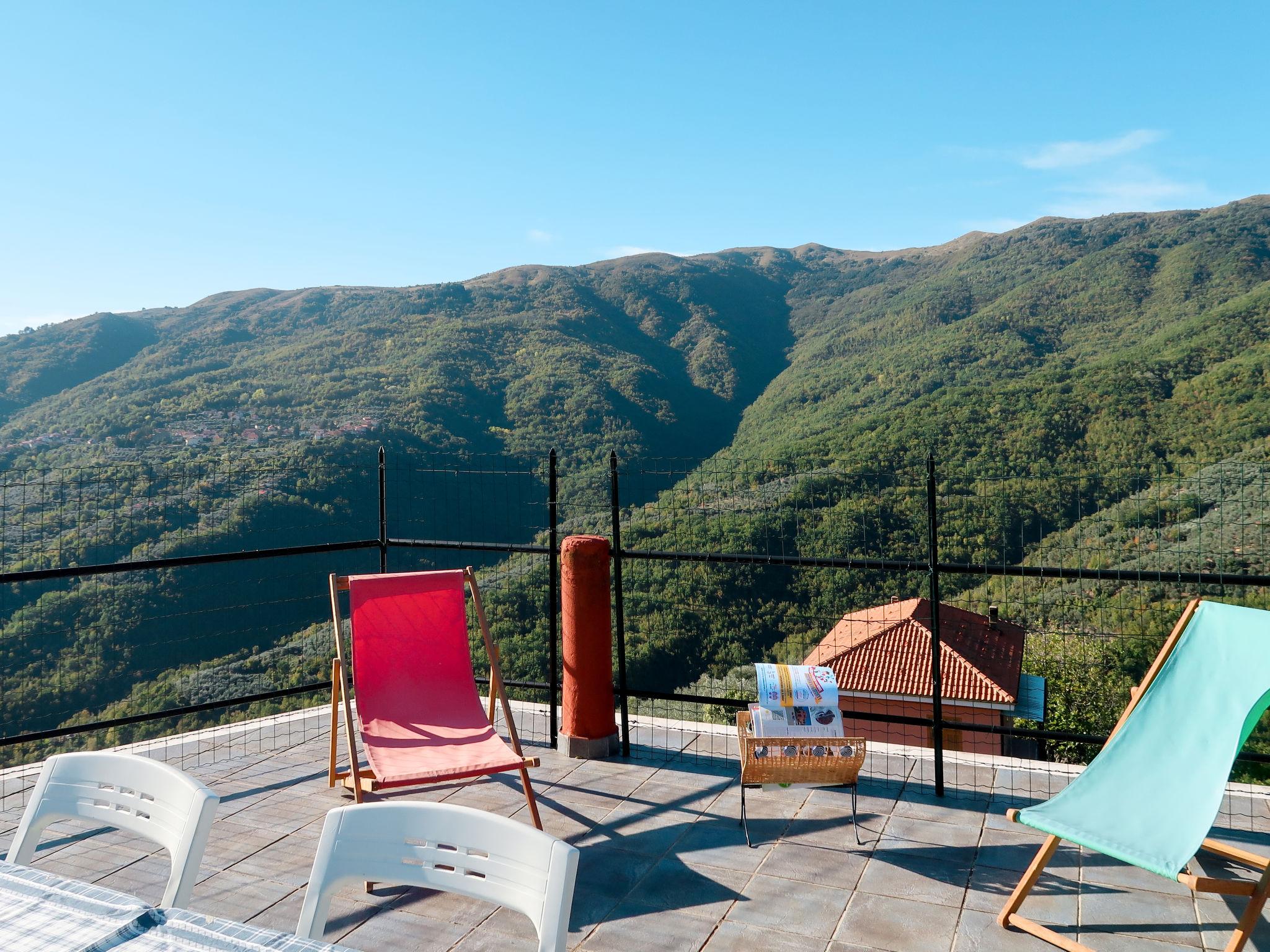 Foto 13 - Casa con 2 camere da letto a Aurigo con terrazza e vista mare