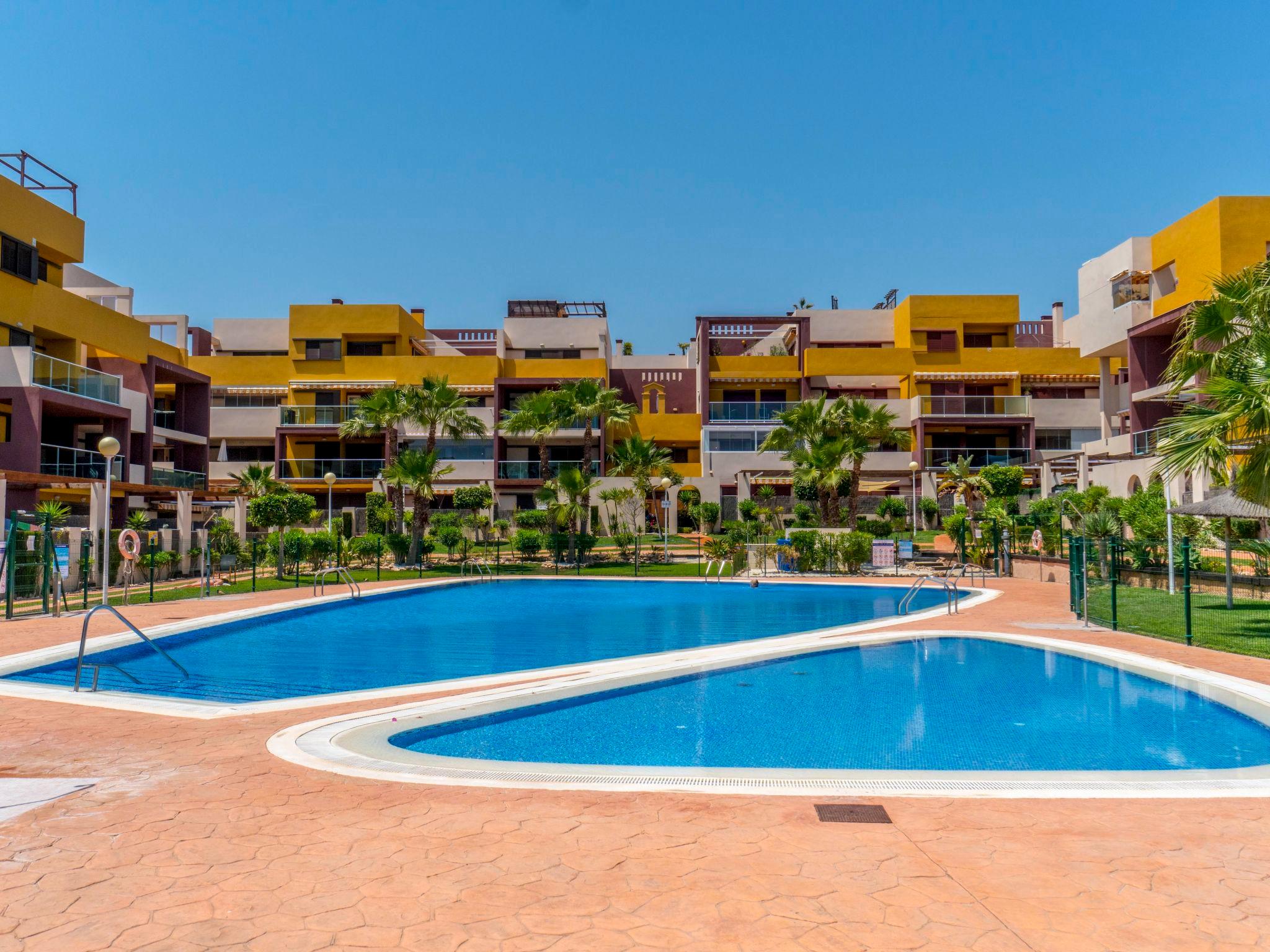 Photo 1 - 2 bedroom Apartment in Orihuela with swimming pool and garden