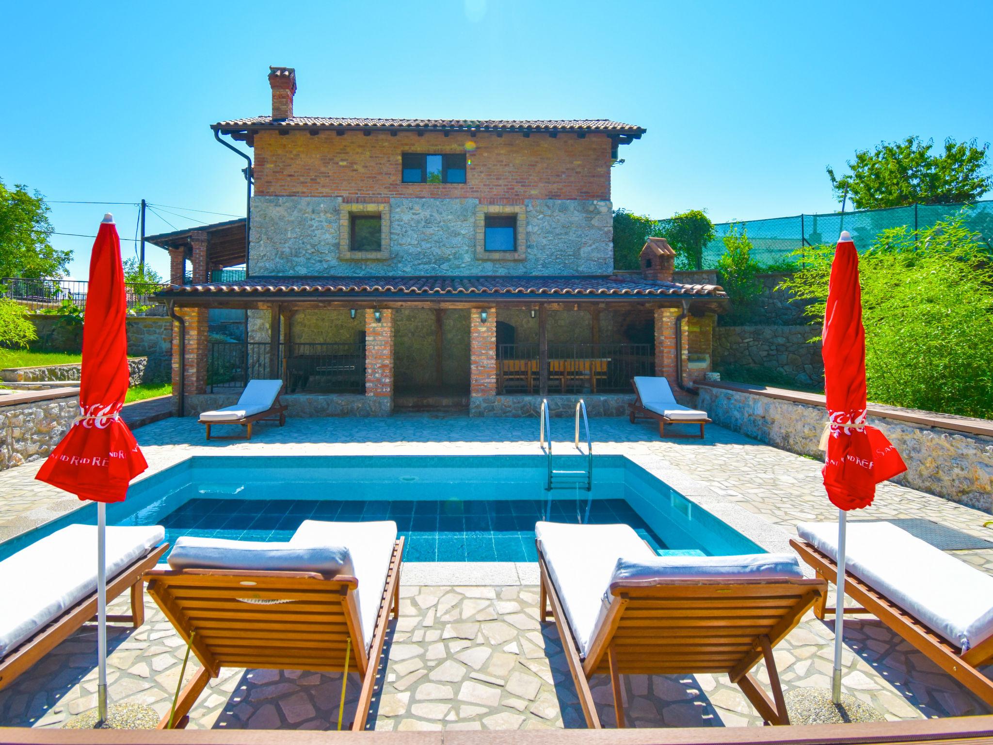 Foto 1 - Casa de 5 habitaciones en Opatija con piscina privada y vistas al mar