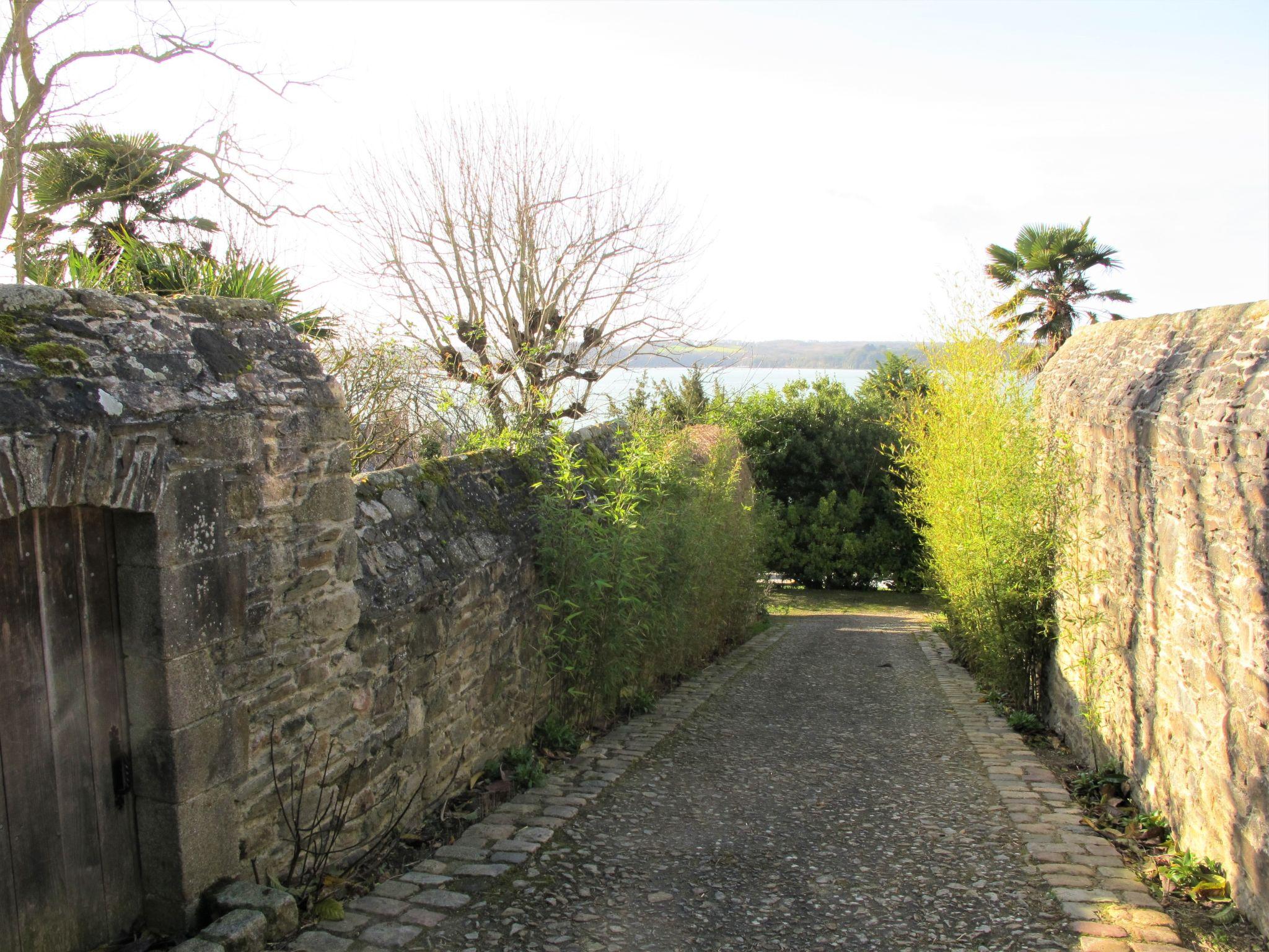 Photo 22 - Maison de 3 chambres à Saint-Suliac avec jardin et terrasse