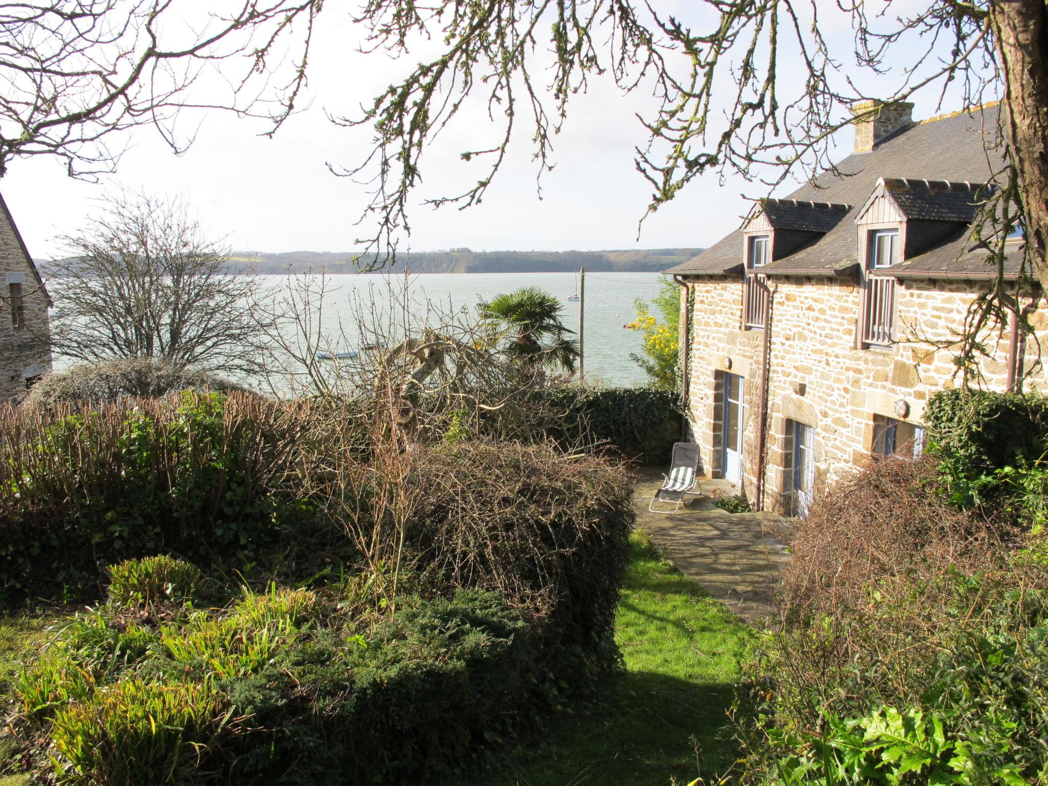 Photo 23 - Maison de 3 chambres à Saint-Suliac avec jardin et terrasse