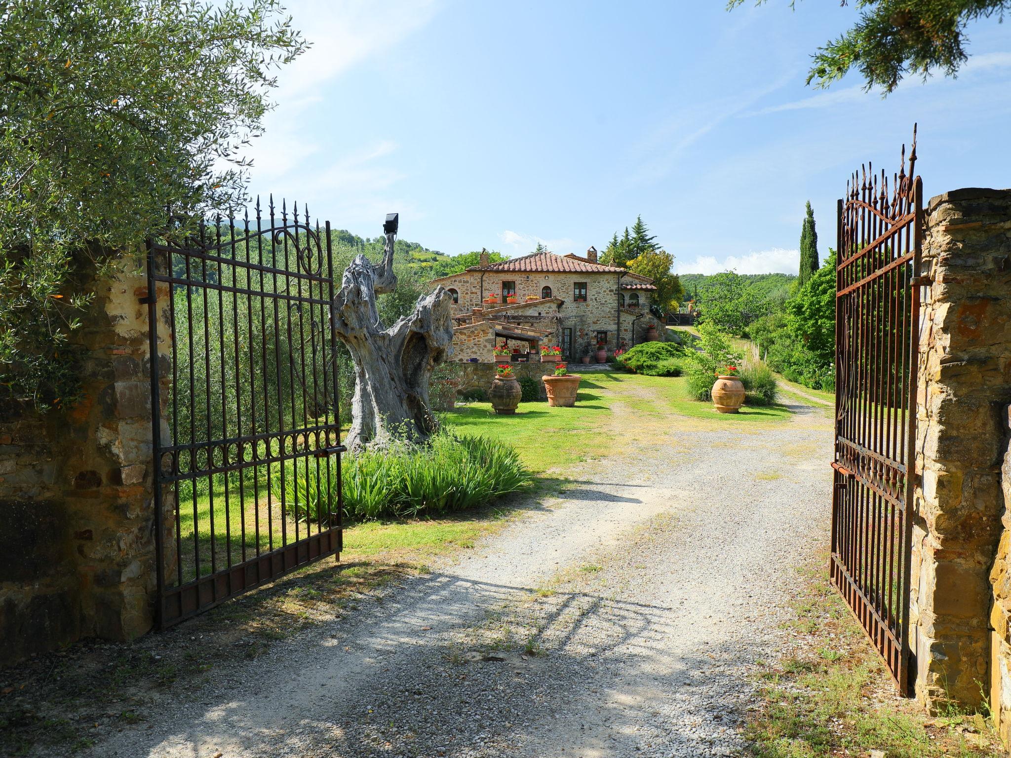 Foto 5 - Casa con 6 camere da letto a Seggiano con piscina privata e terrazza