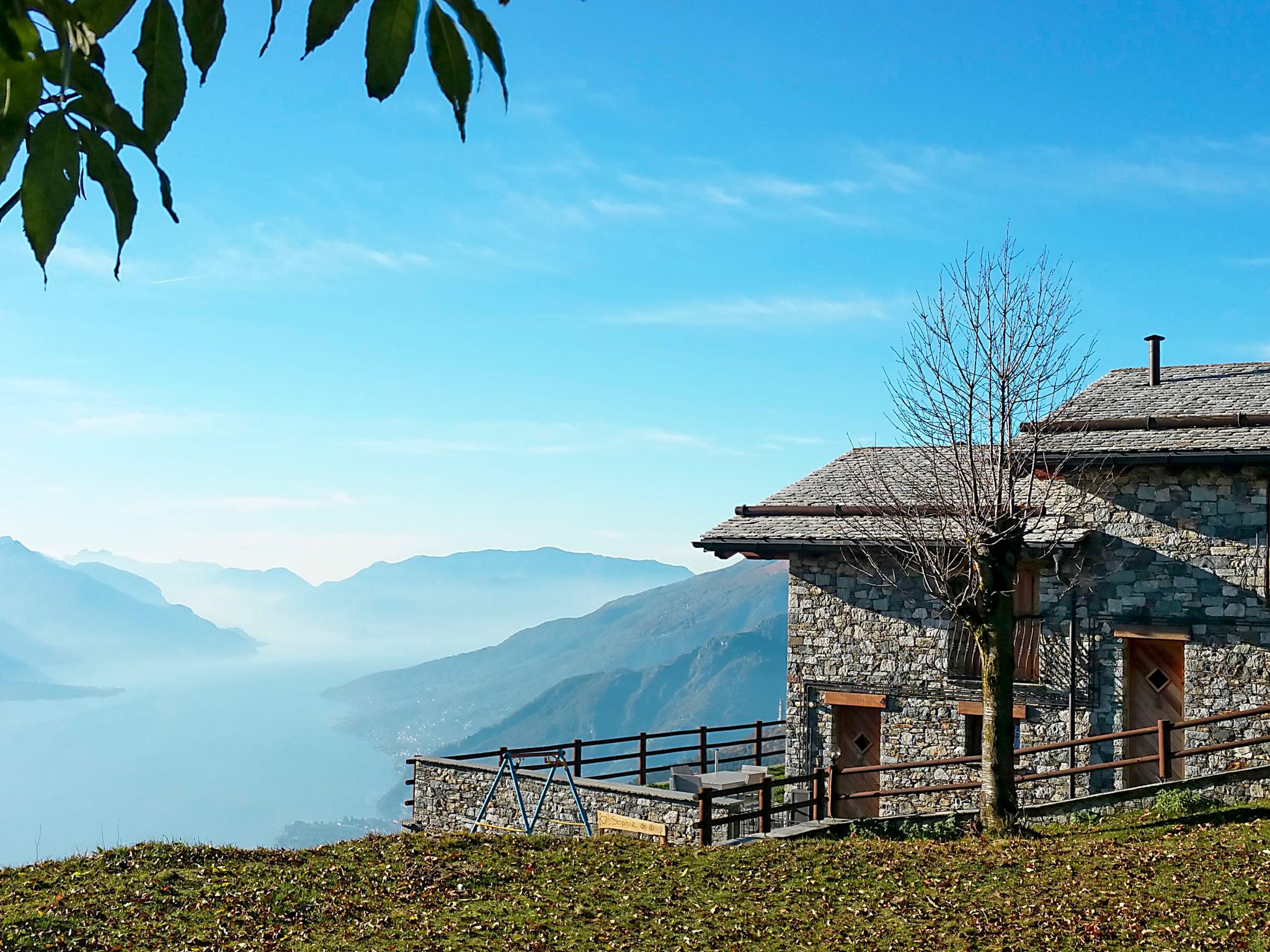 Foto 16 - Haus mit 2 Schlafzimmern in Peglio mit garten und blick auf die berge