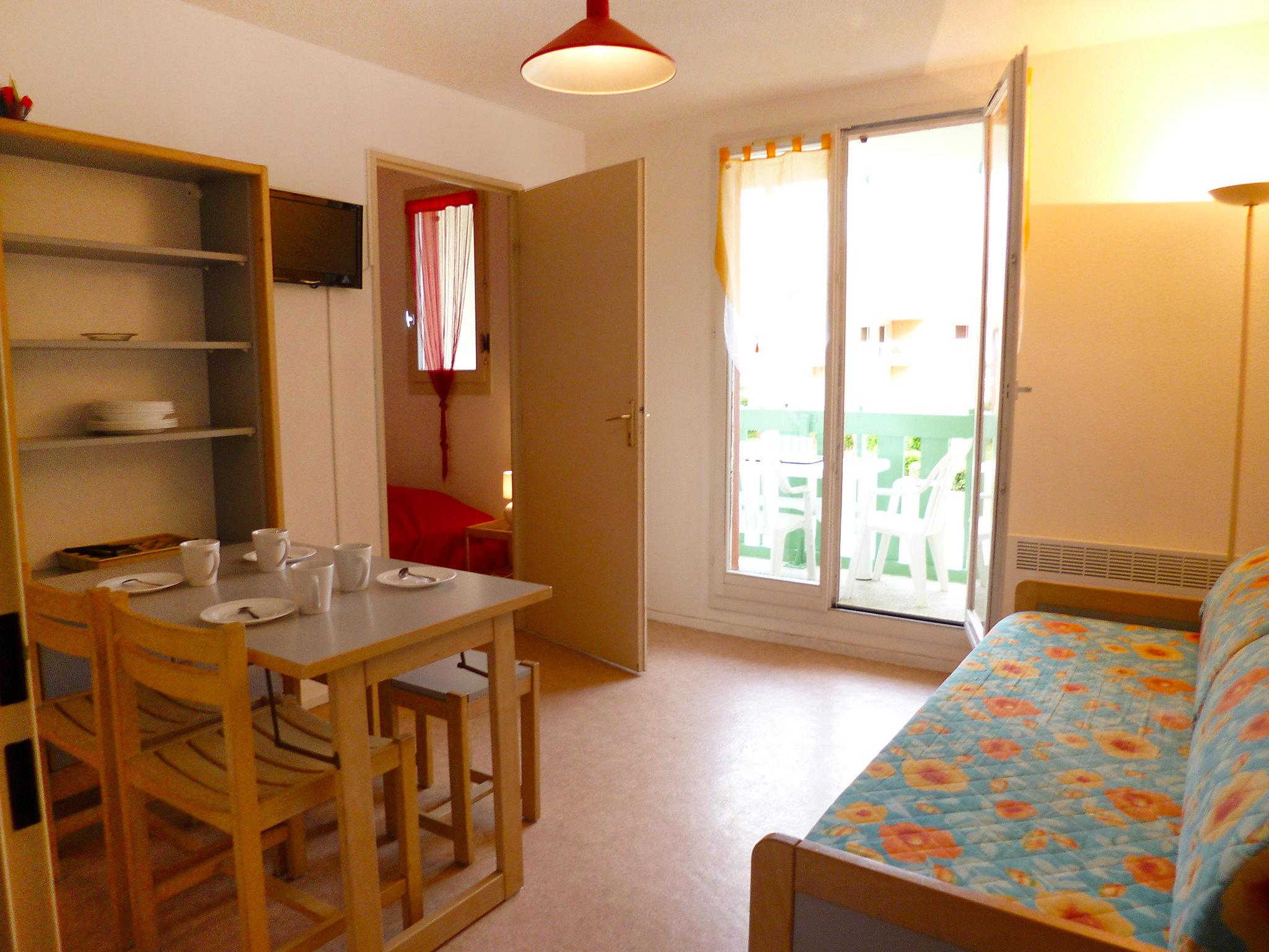 Foto 2 - Apartment mit 1 Schlafzimmer in Le Barcarès mit blick aufs meer