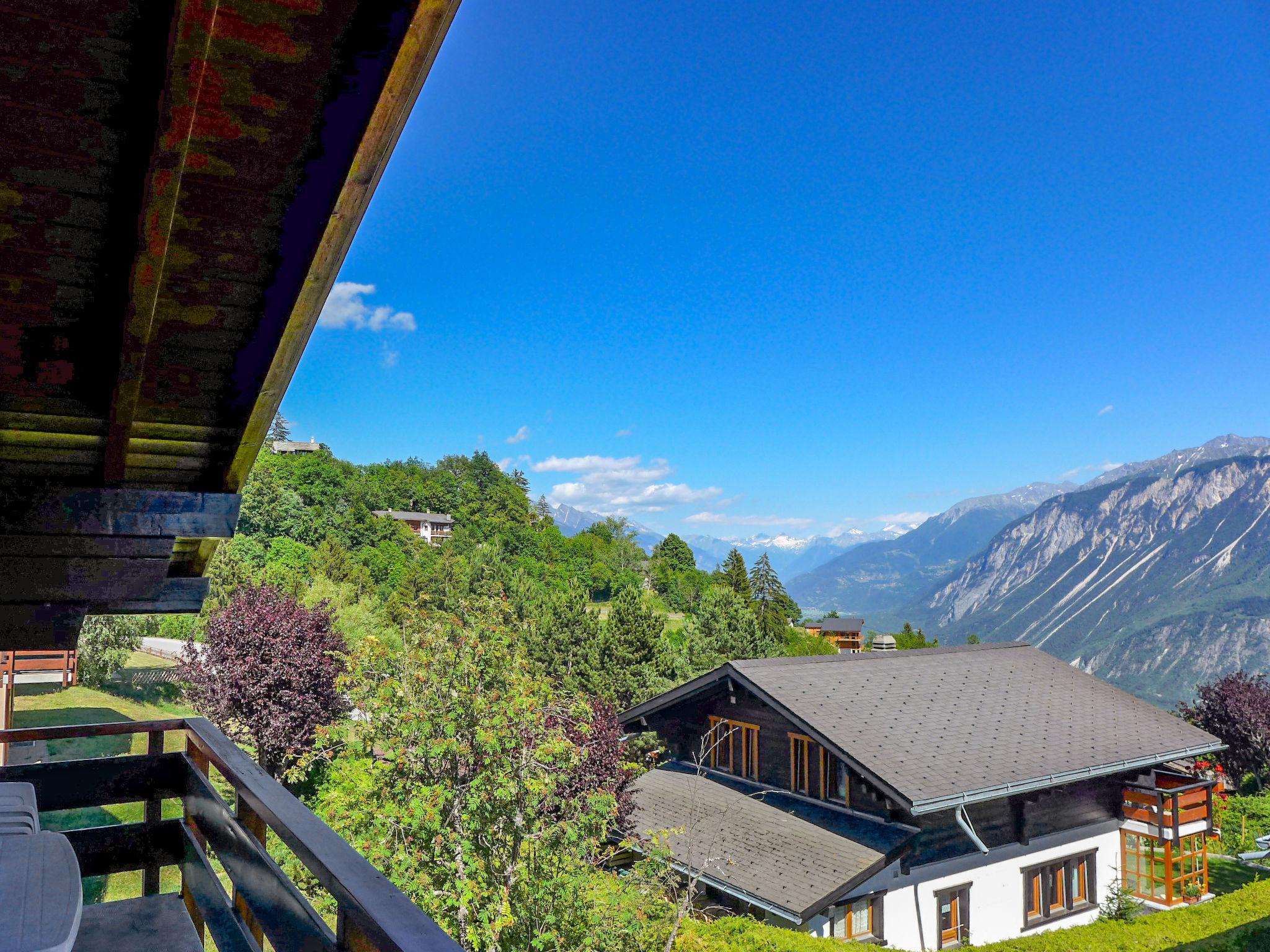 Foto 6 - Casa de 3 quartos em Crans-Montana com jardim e vista para a montanha