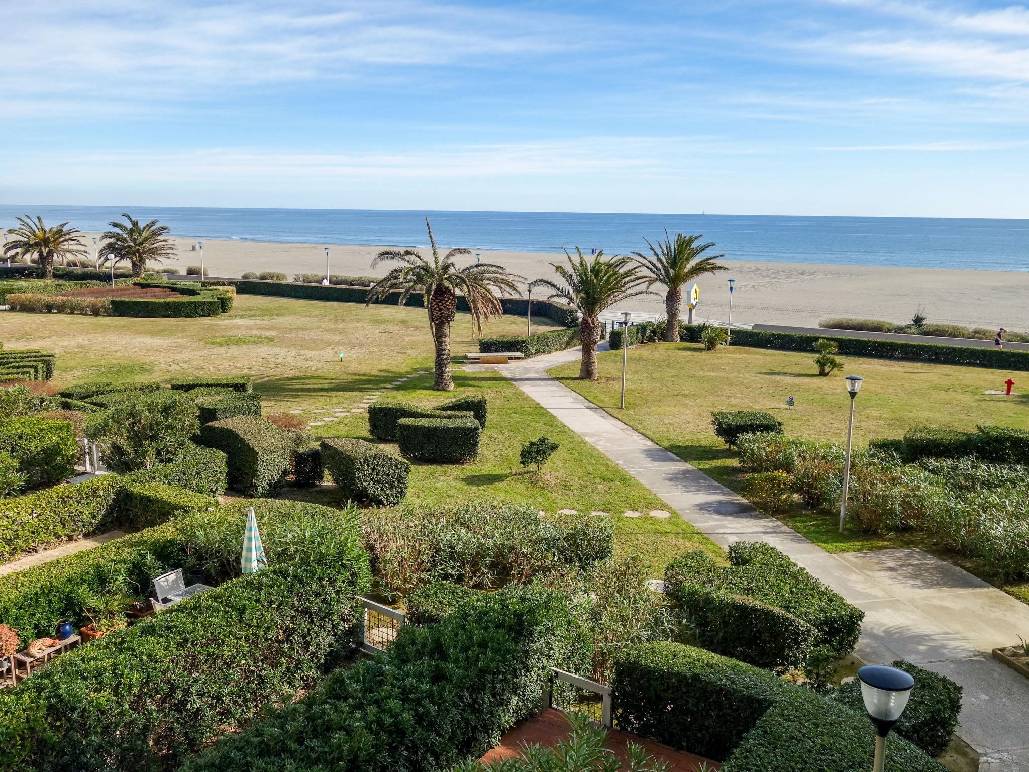 Foto 15 - Appartamento con 2 camere da letto a Canet-en-Roussillon con giardino