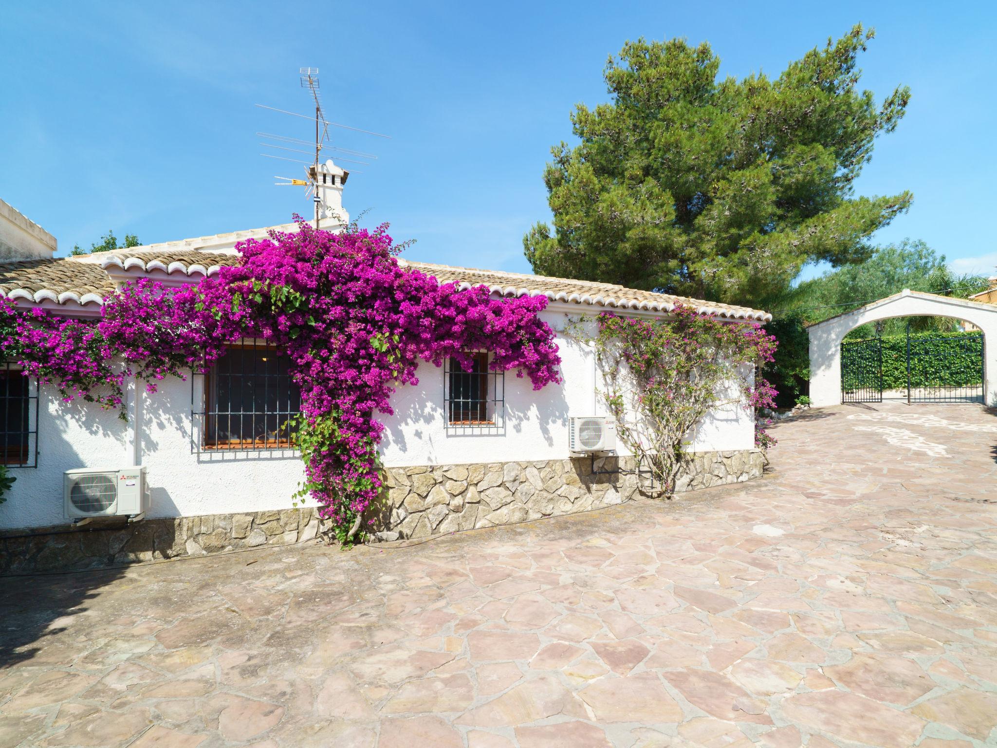 Foto 29 - Casa con 4 camere da letto a Jávea con piscina privata e giardino