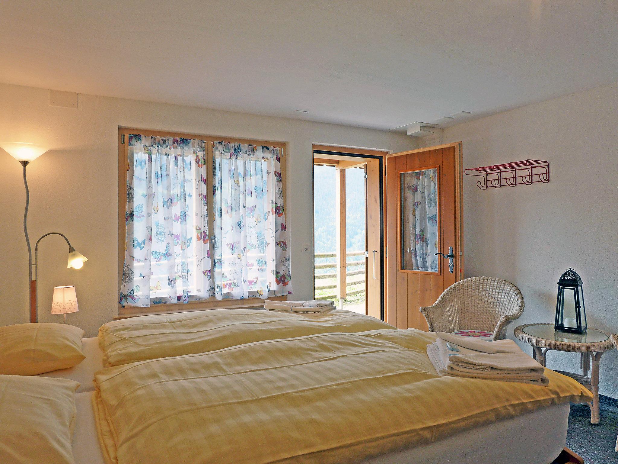 Foto 15 - Apartamento de 3 quartos em Lauterbrunnen com jardim