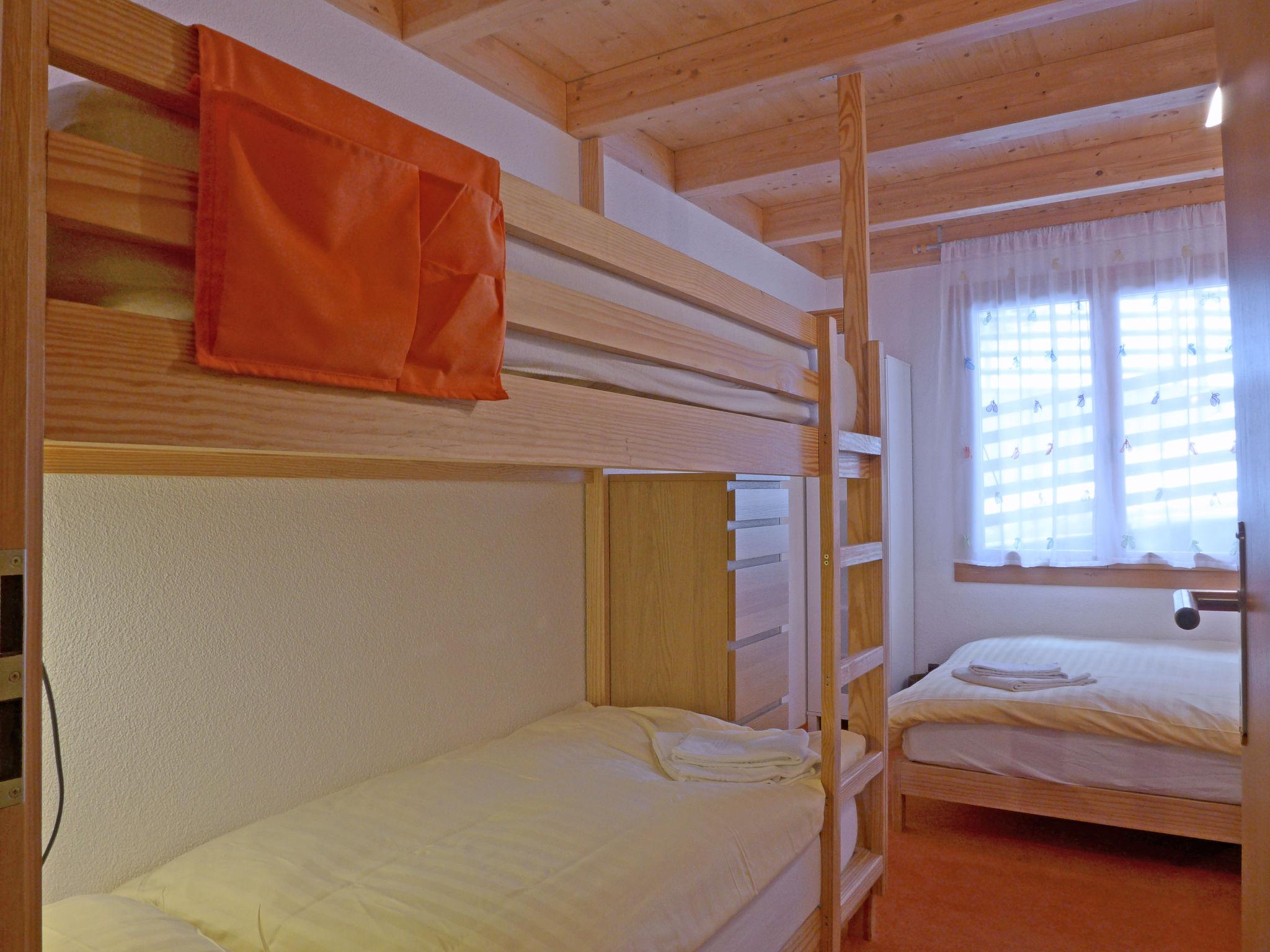 Foto 14 - Apartamento de 3 quartos em Lauterbrunnen com jardim