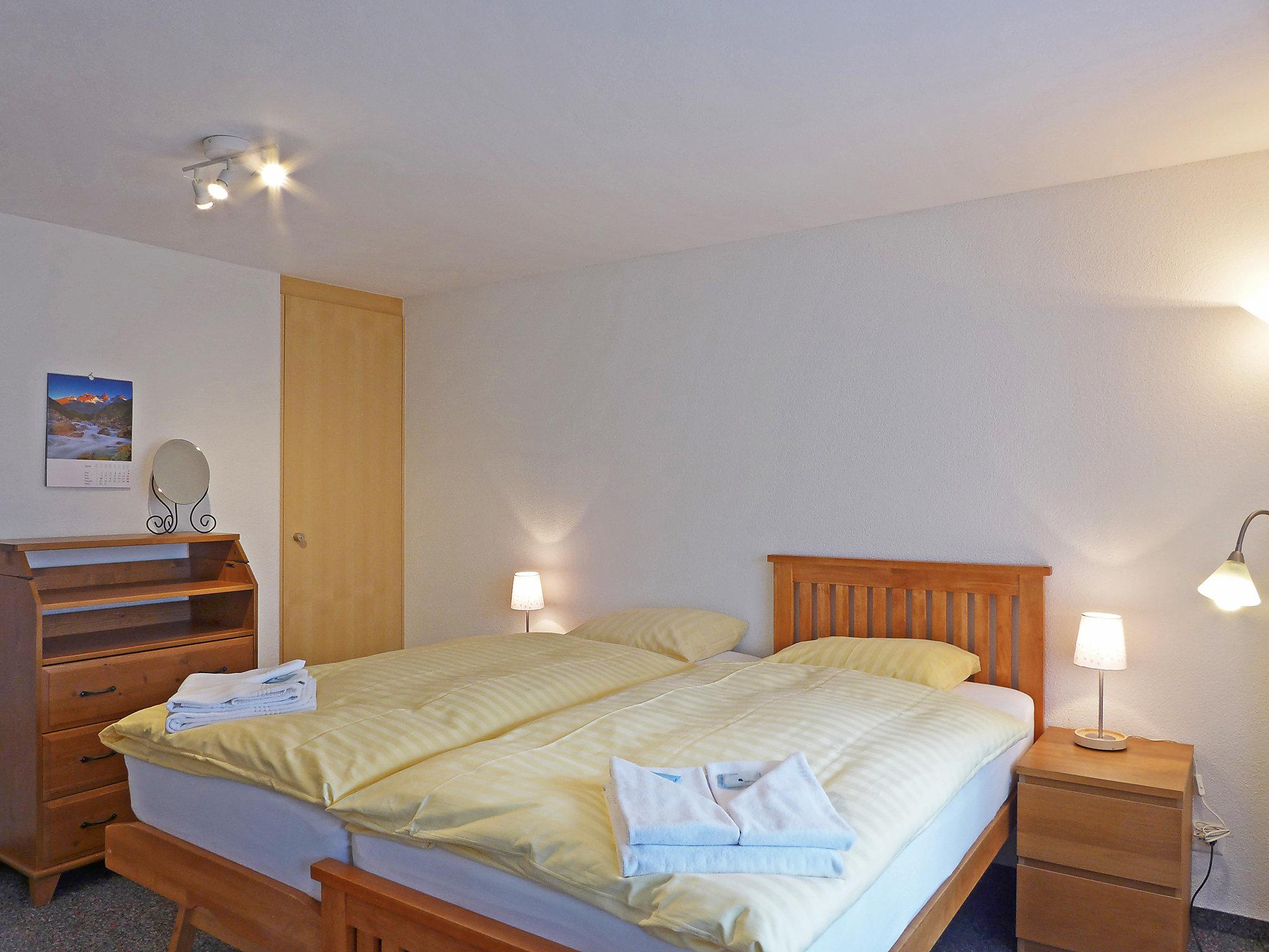 Foto 16 - Apartamento de 3 quartos em Lauterbrunnen com jardim