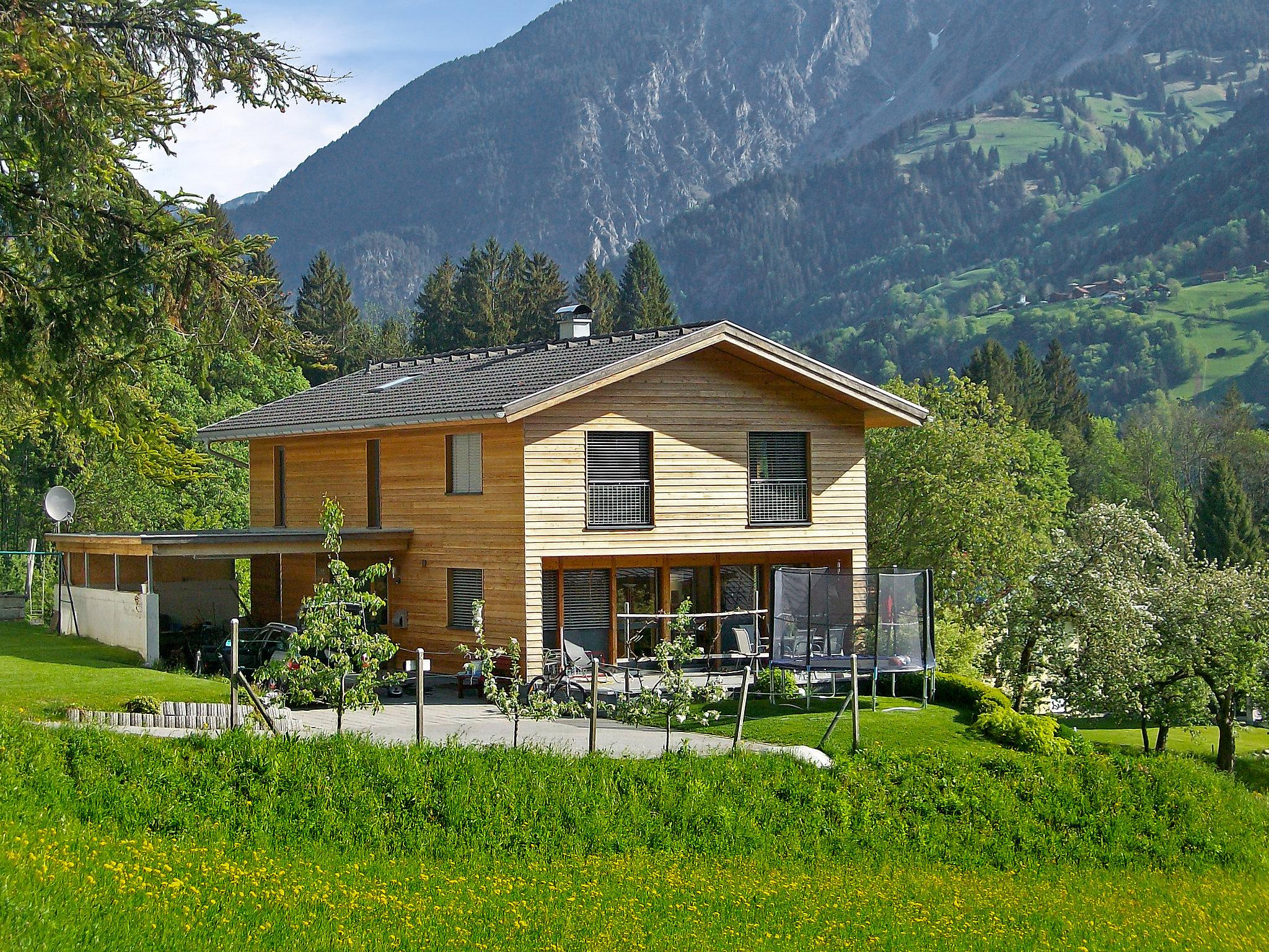 Photo 1 - Appartement de 1 chambre à Vandans avec jardin et vues sur la montagne