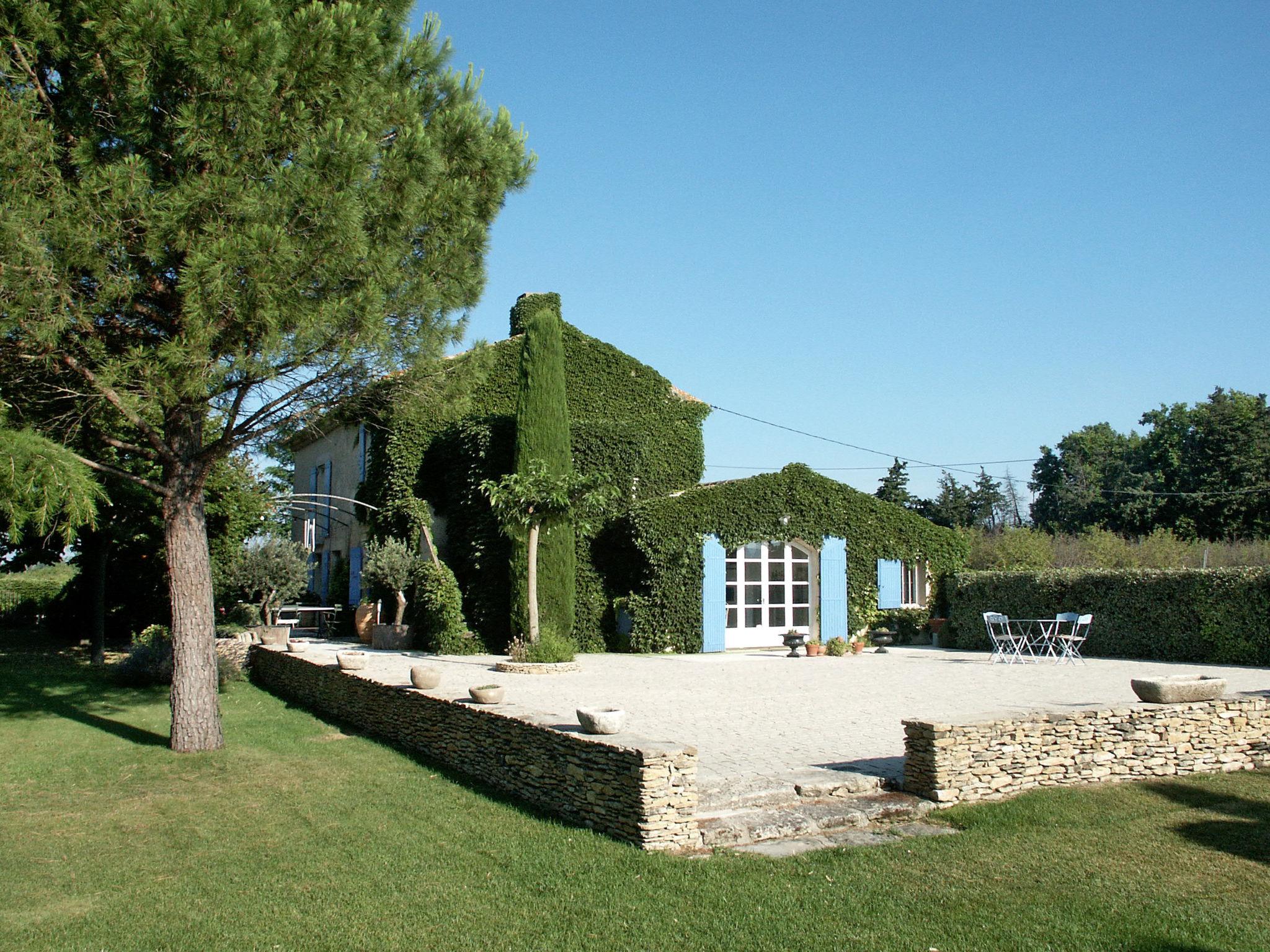 Photo 12 - Maison de 3 chambres à Cavaillon avec piscine privée et jardin