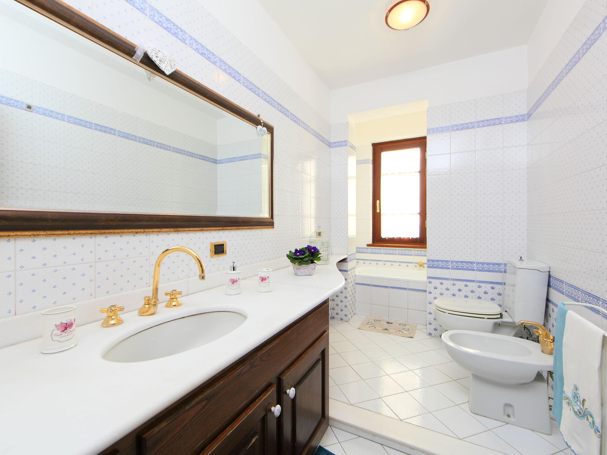 Photo 17 - 4 bedroom House in Massarosa with private pool and sea view