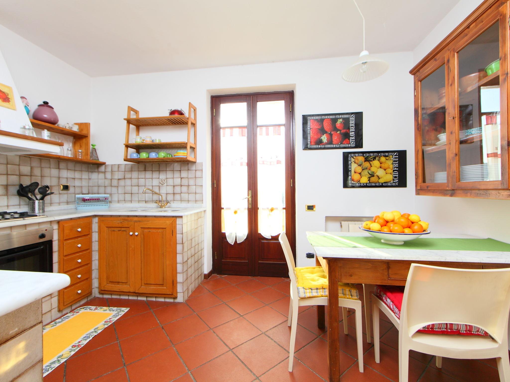 Photo 10 - 4 bedroom House in Massarosa with private pool and sea view