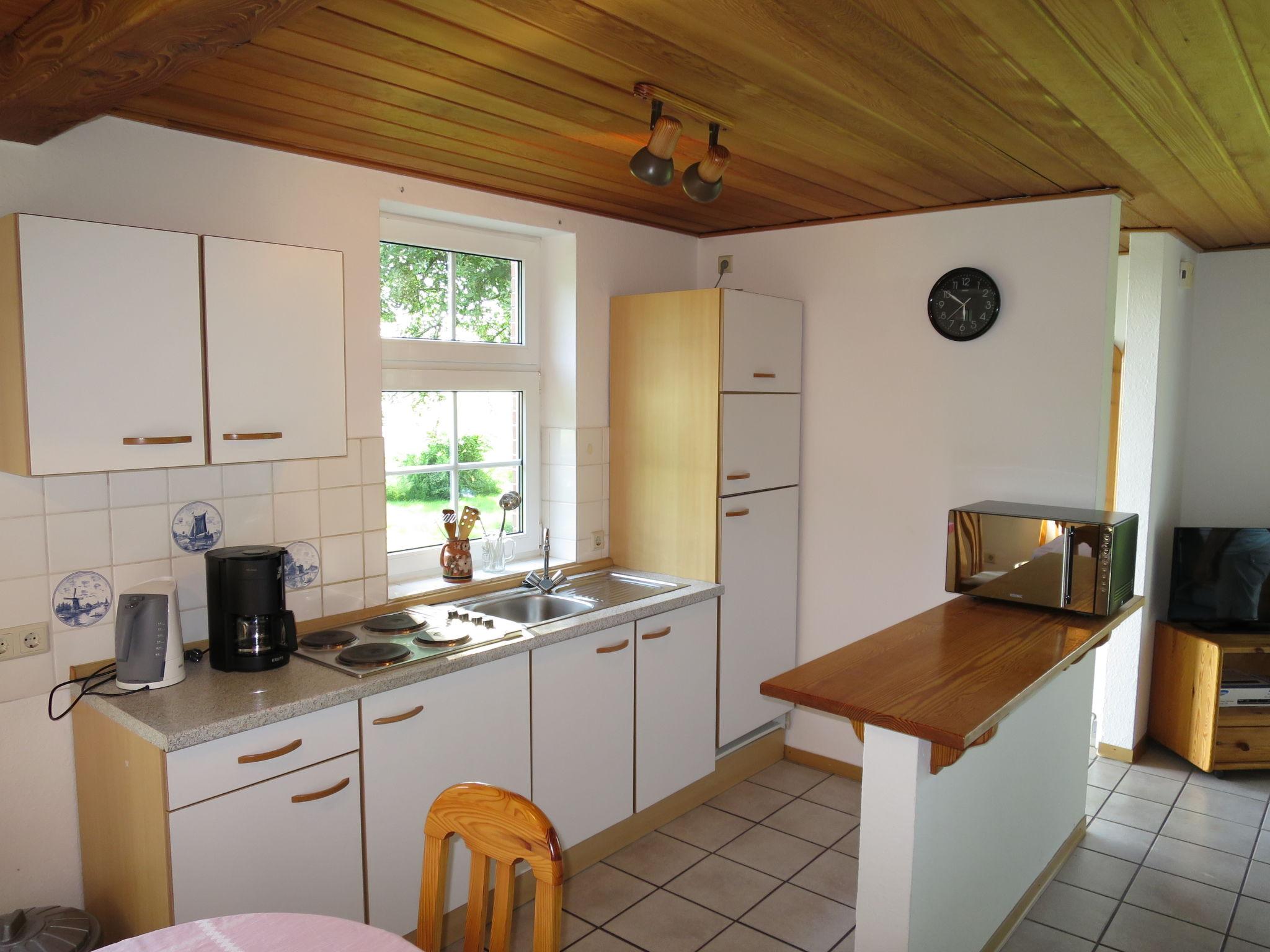 Photo 8 - 4 bedroom House in Bunde with garden and sea view