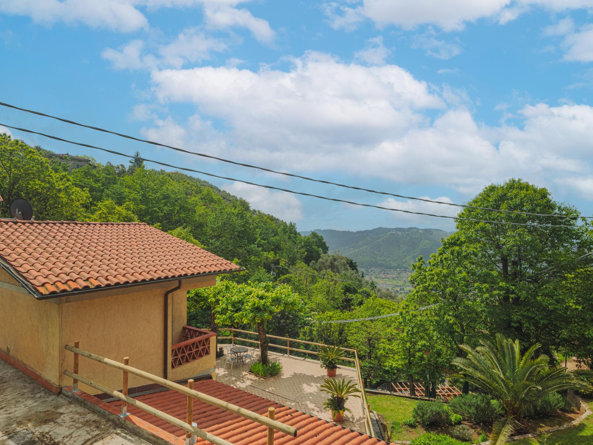 Foto 23 - Casa de 2 habitaciones en Camaiore con terraza y vistas al mar