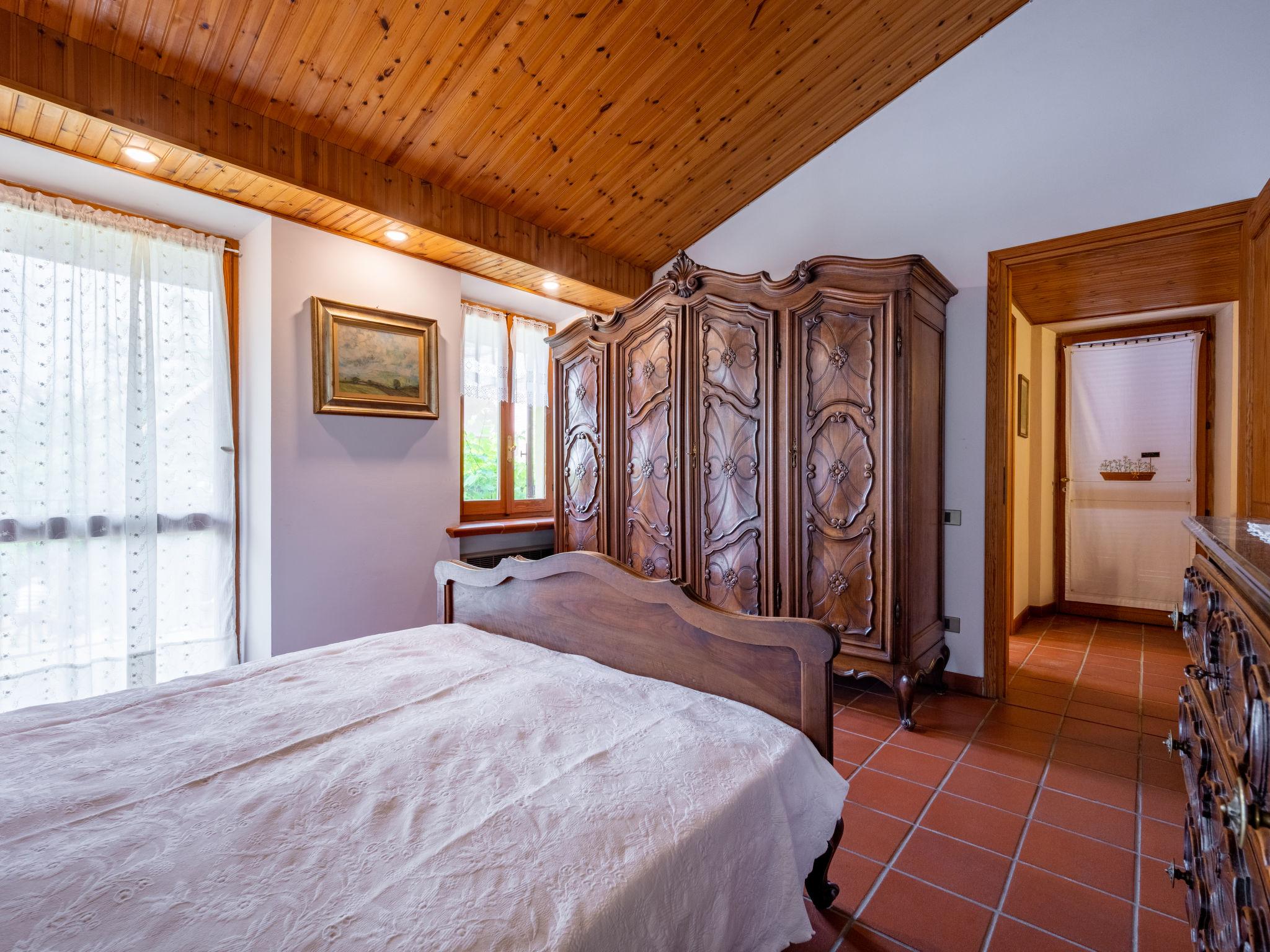 Foto 15 - Haus mit 3 Schlafzimmern in Cortiglione mit garten und terrasse