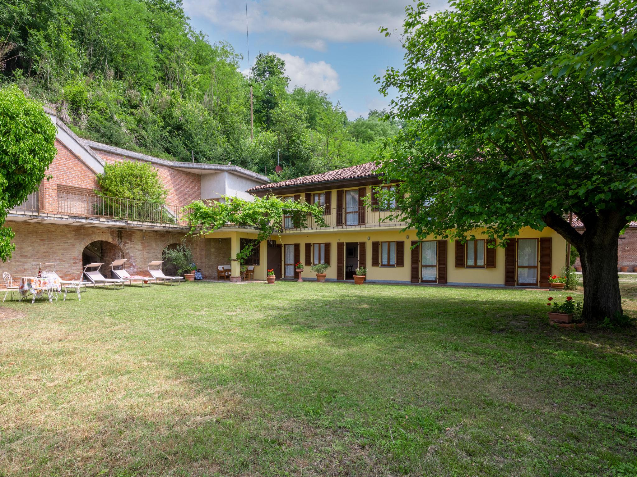 Foto 23 - Casa de 3 quartos em Cortiglione com jardim e terraço
