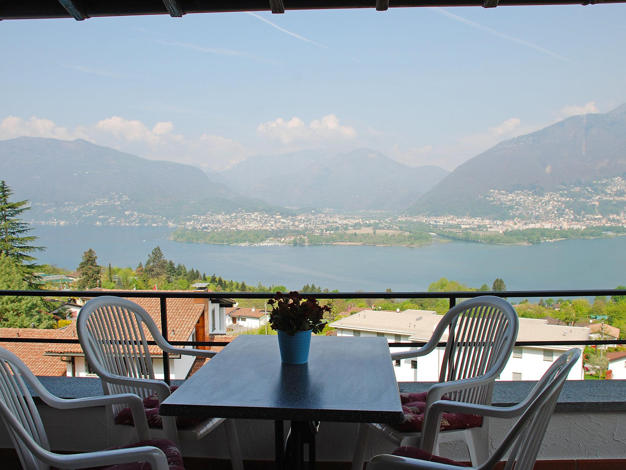 Foto 11 - Appartamento con 1 camera da letto a Gambarogno con piscina e terrazza