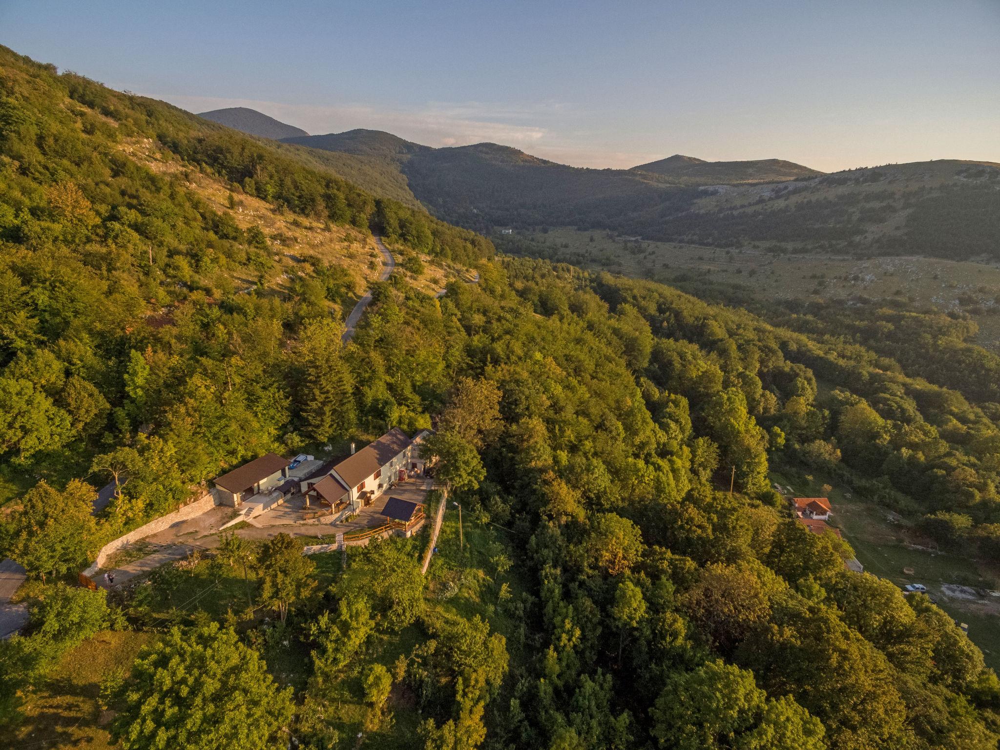 Foto 17 - Casa con 2 camere da letto a Senj con piscina privata e vista mare